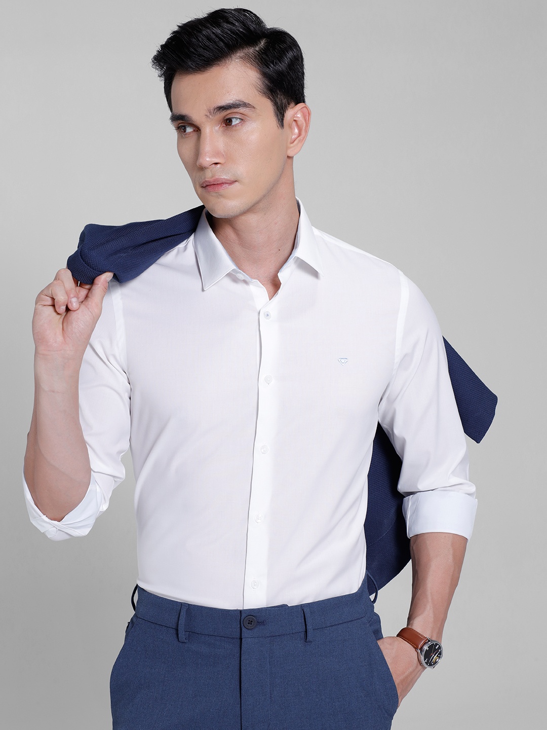 

INVICTUS Slim Fit Textured Self Design Band Collar Pure Cotton Formal Shirt, White