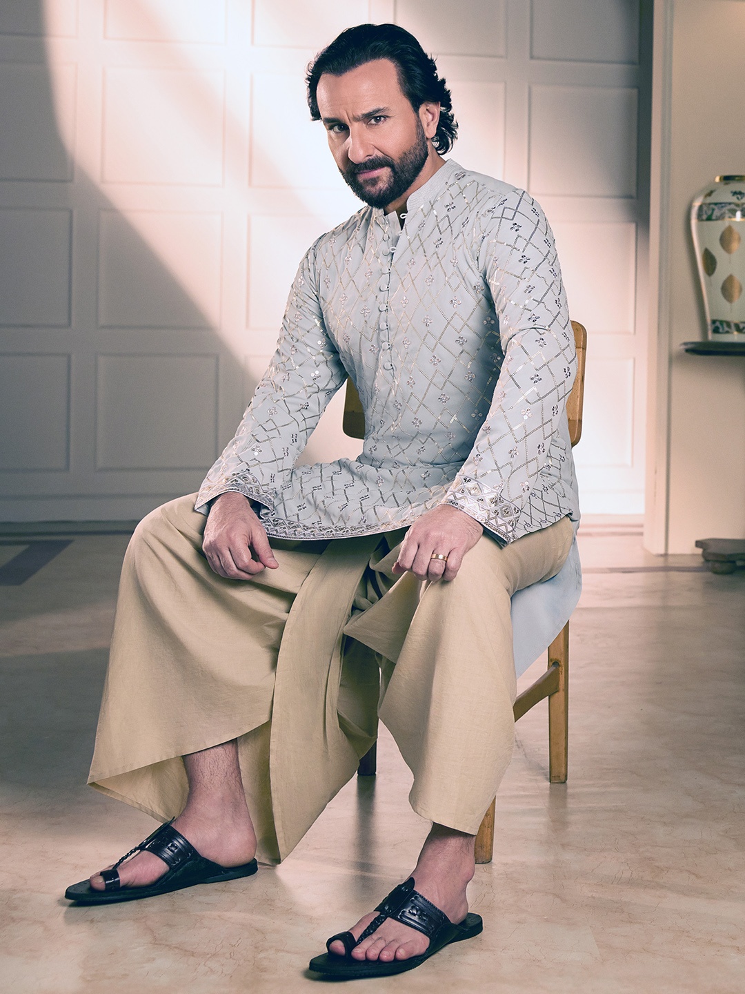 

House of Pataudi Men Jashn Sequinned Kurta With Dhoti Pants, Grey