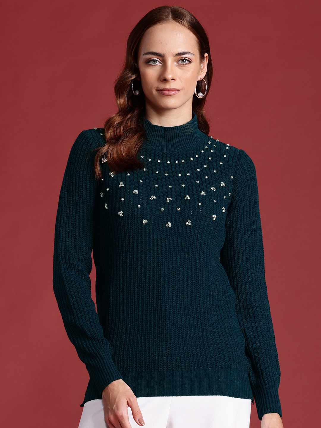

all about you Pullover with Embellished Detail, Green