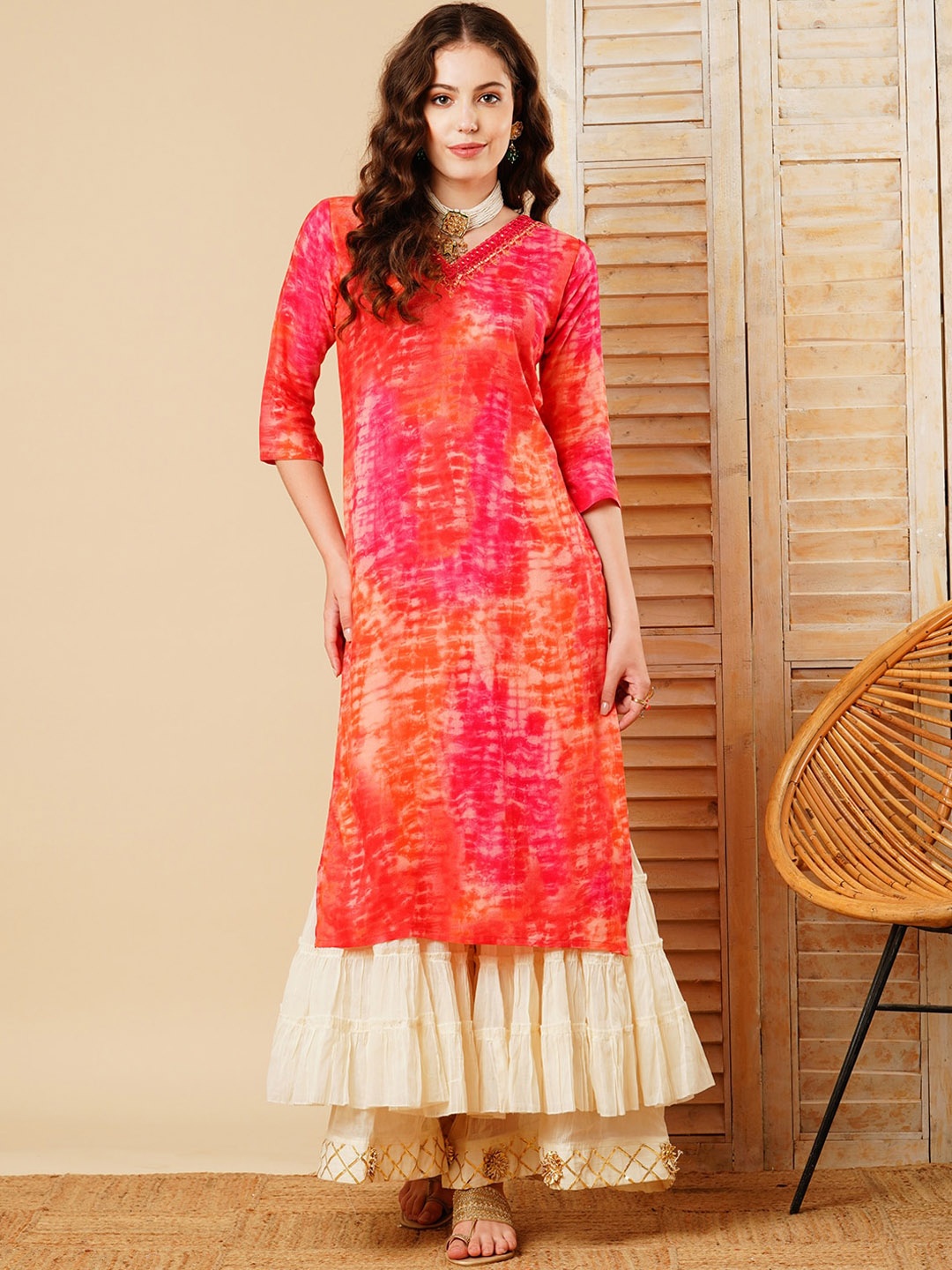 

FASHOR Tie & Dyed V-Neck Thread Work Straight Kurta, Peach