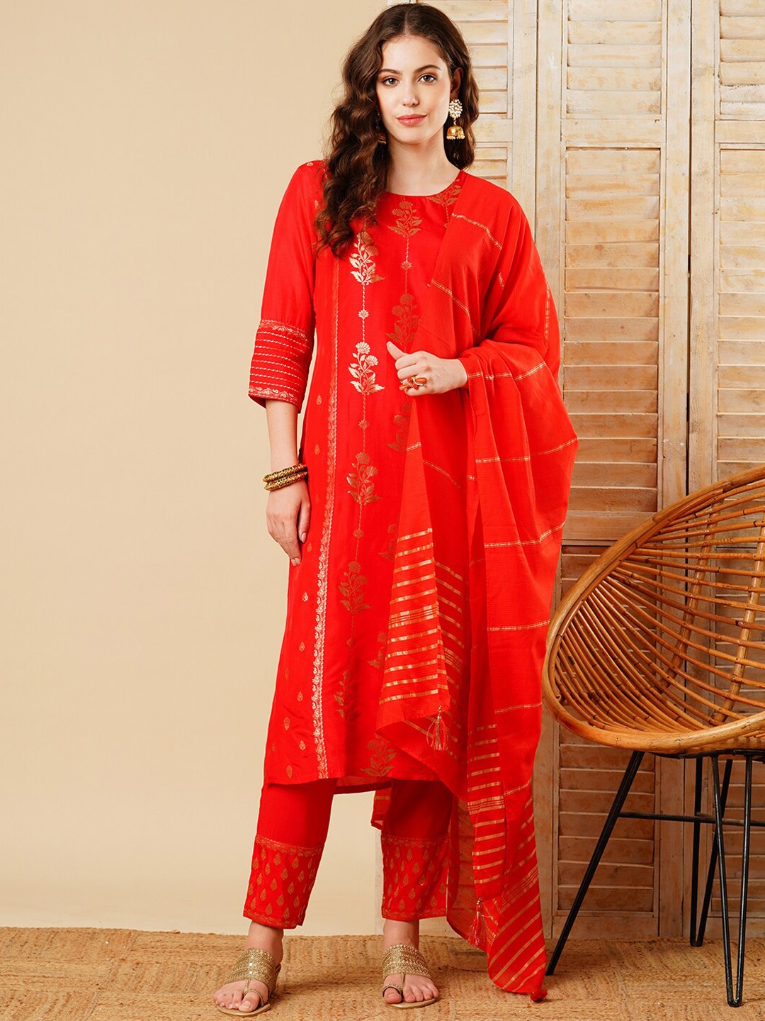 

FASHOR Women Floral Regular Kurta with Trousers & With Dupatta, Red