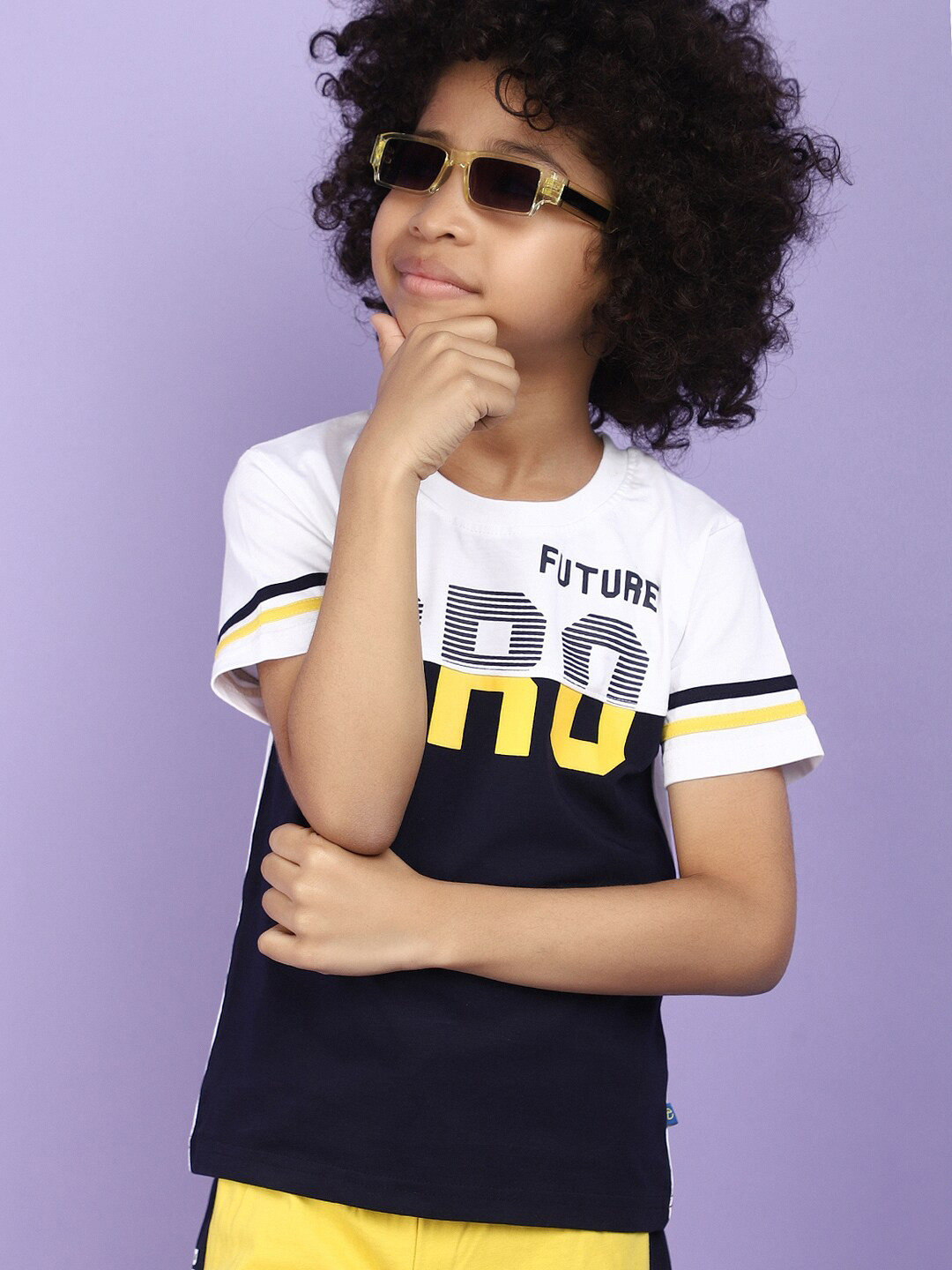 

V-Mart Boys Printed T-shirt with Shorts, Navy blue