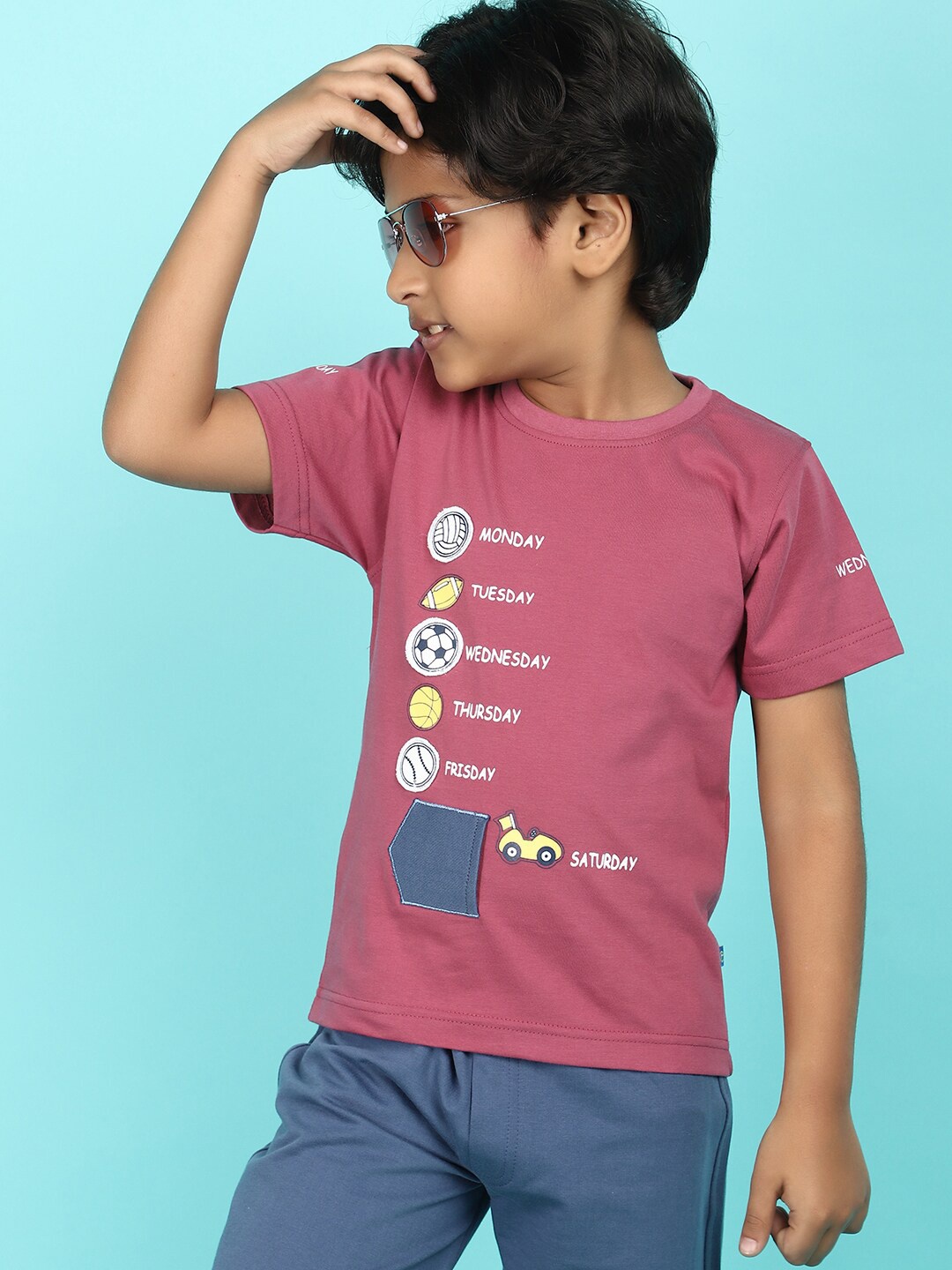 

V-Mart Boys Printed T-shirt with Shorts, Maroon