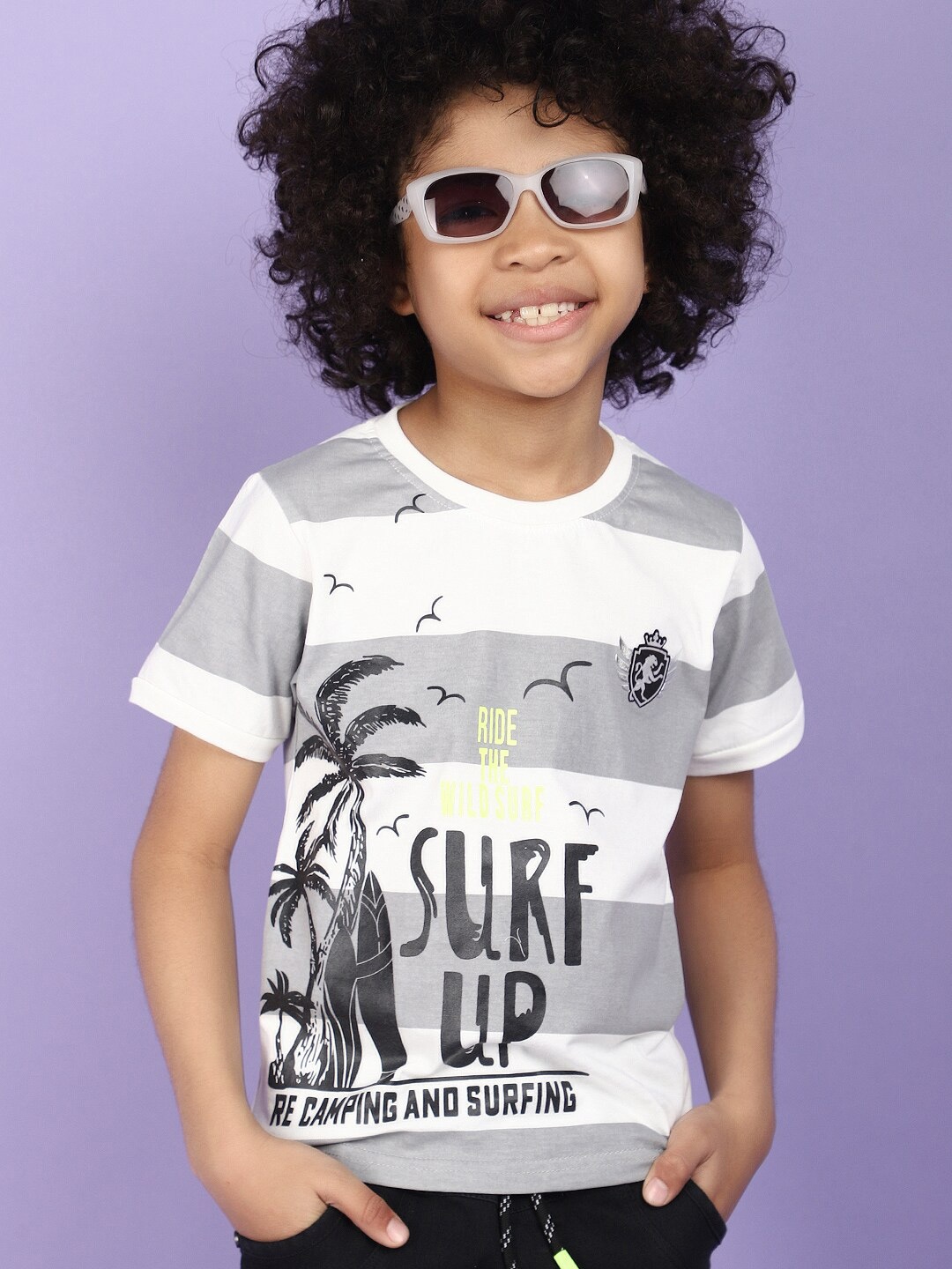 

V-Mart Boys Printed T-shirt with Shorts, Grey
