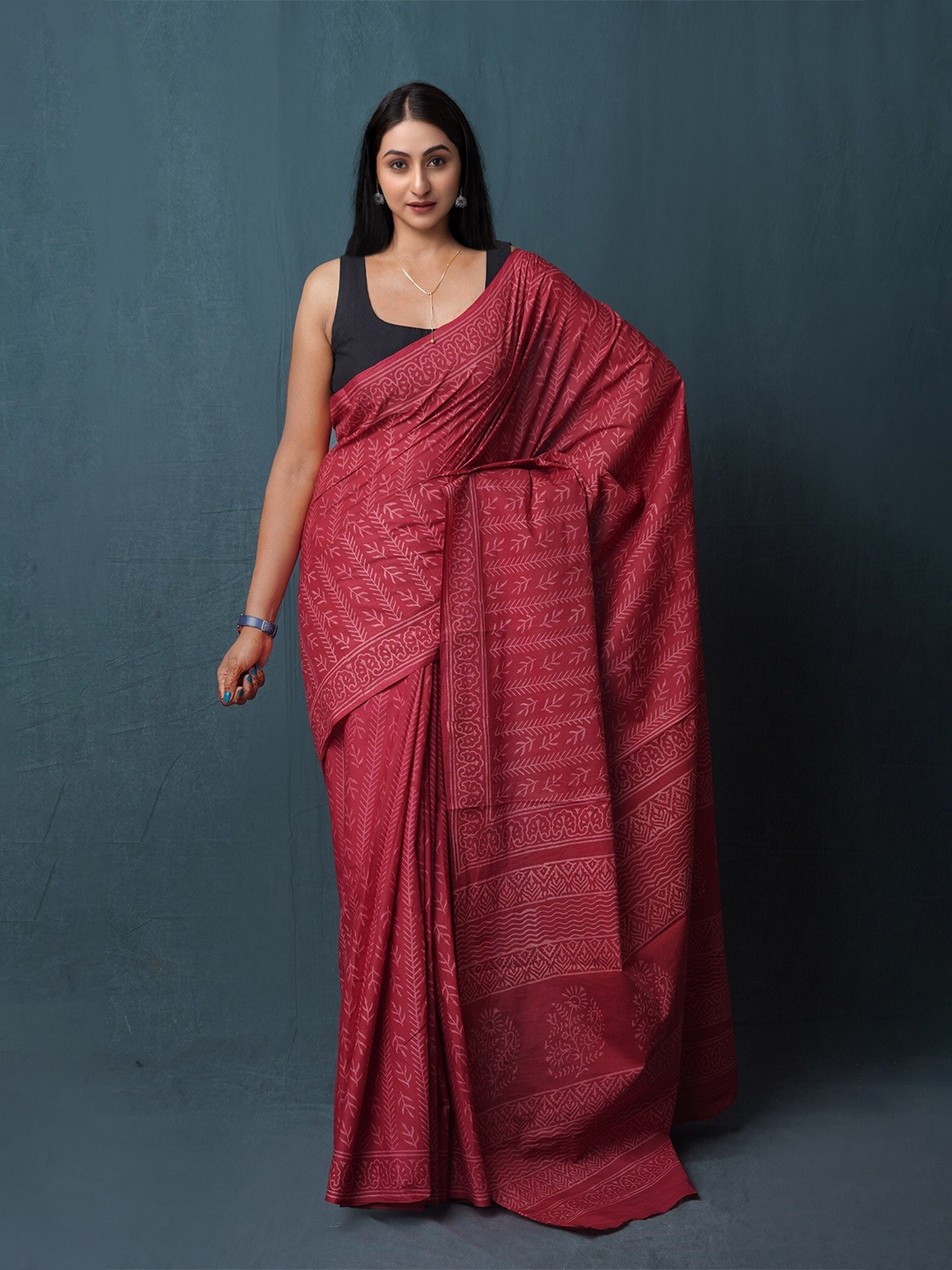 

Unnati Silks Ethnic Motifs Pure Cotton Handloom Block Print Saree, Burgundy