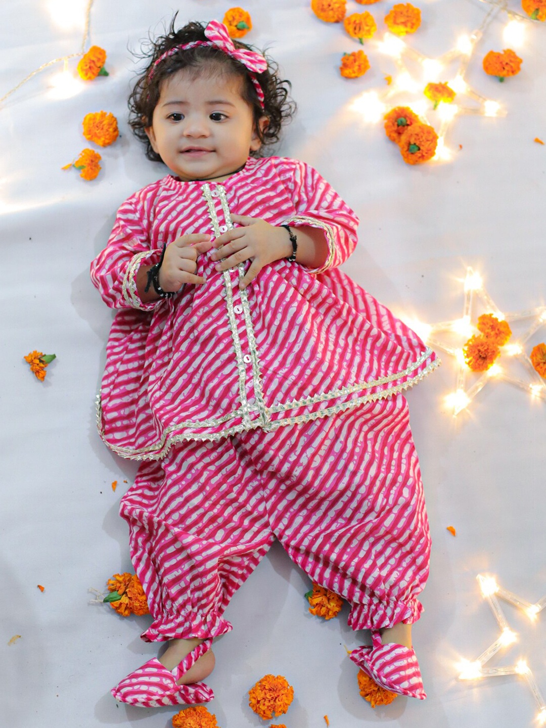 

BownBee Infants Girls Leheriya Printed Pure Cotton Kurta Set, Pink