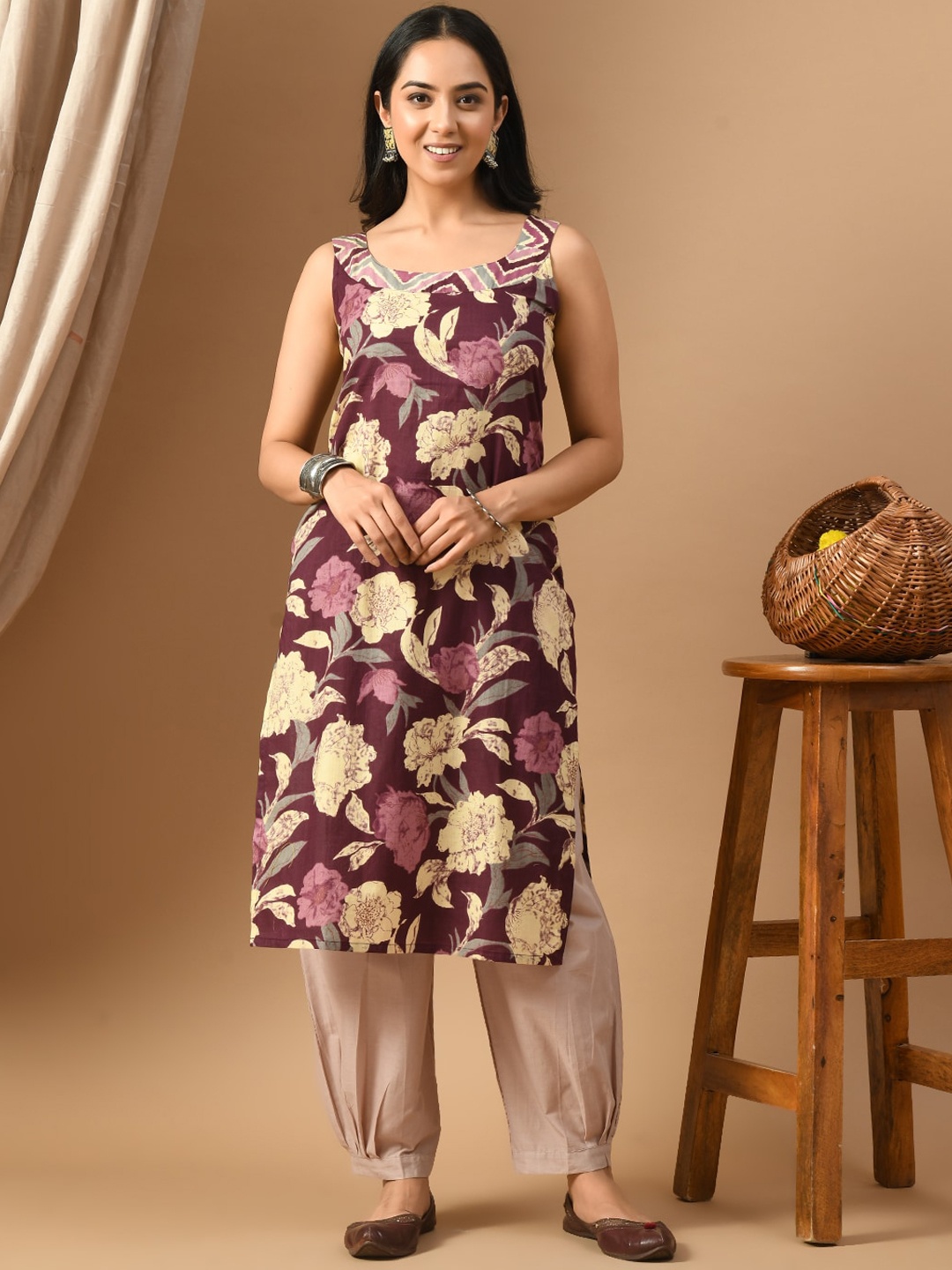 

Laado - Pamper Yourself Women Floral Printed Regular Pure Cotton Kurta with Salwar, Burgundy