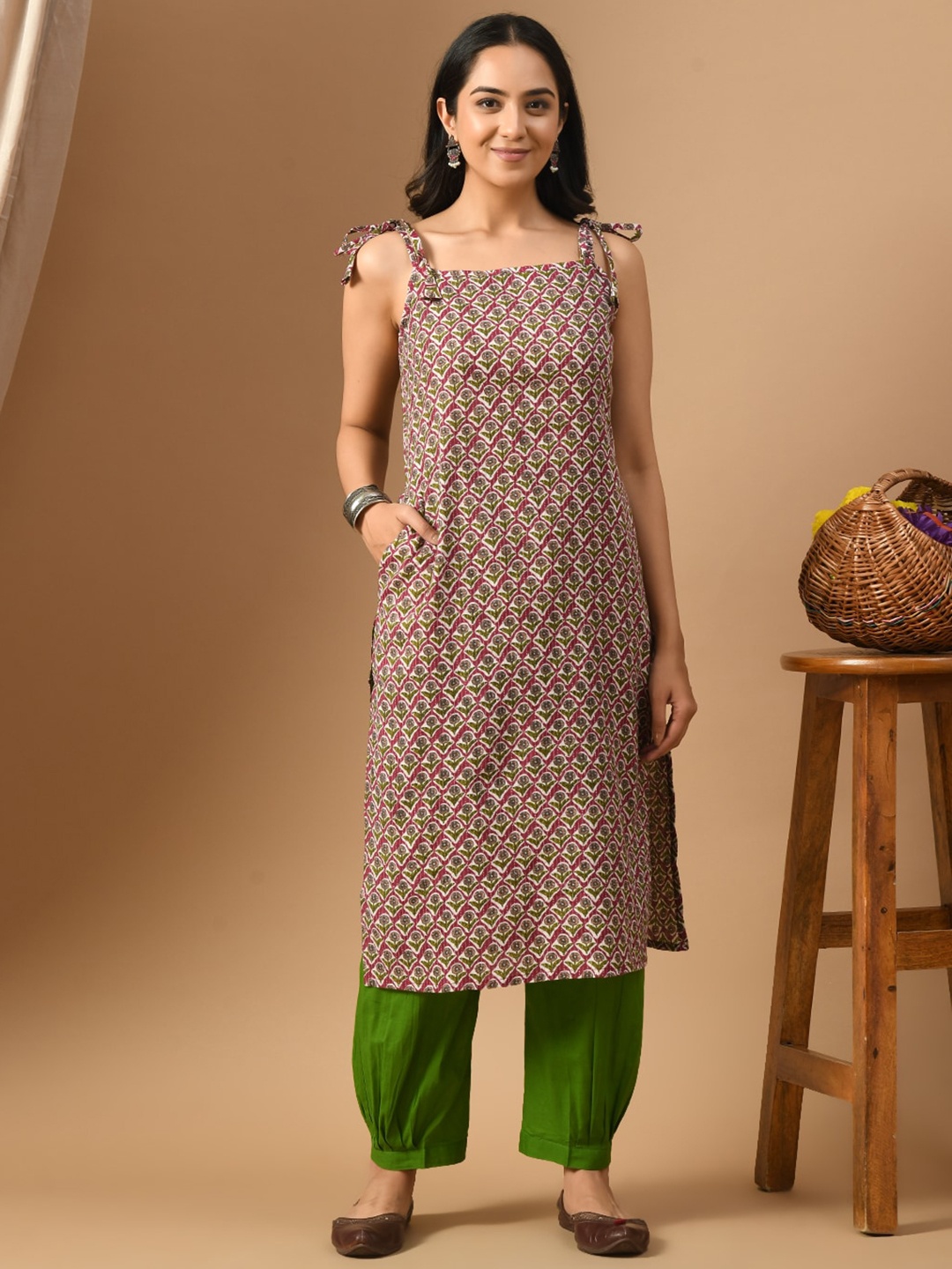 

Laado - Pamper Yourself Women Floral Printed Regular Pure Cotton Kurta with Salwar, Burgundy