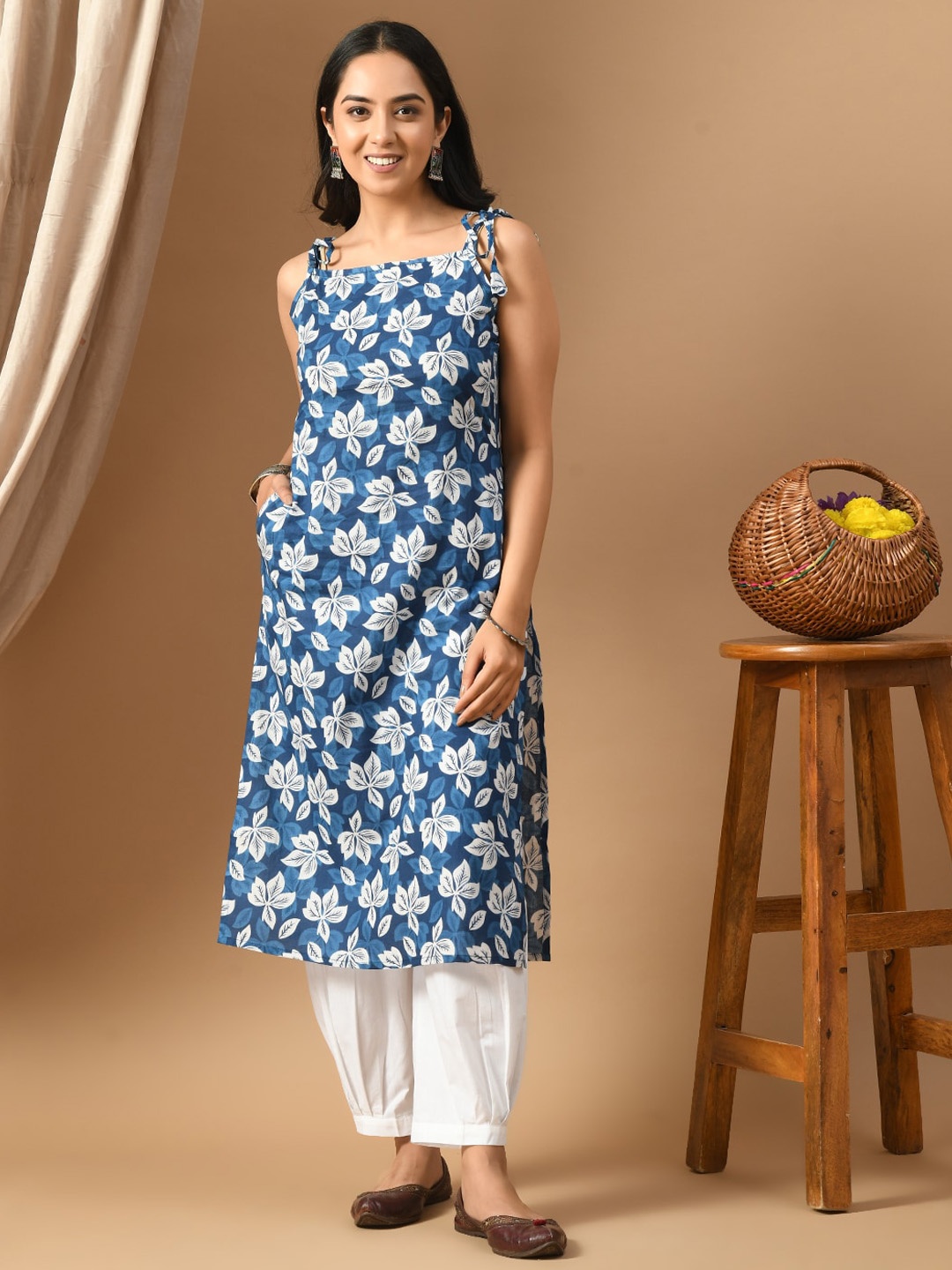 

Laado - Pamper Yourself Women Floral Printed Regular Pure Cotton Kurta with Salwar, Blue