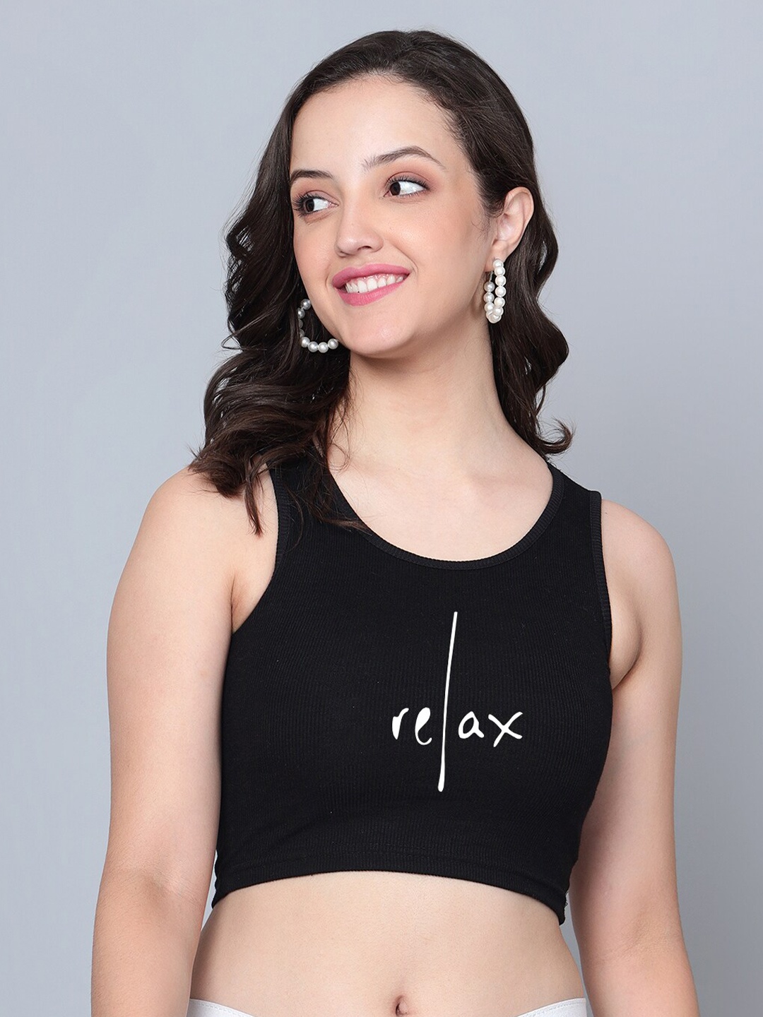 

Fashion And Youth Typography Print Round Neck Fitted Crop Top, Black