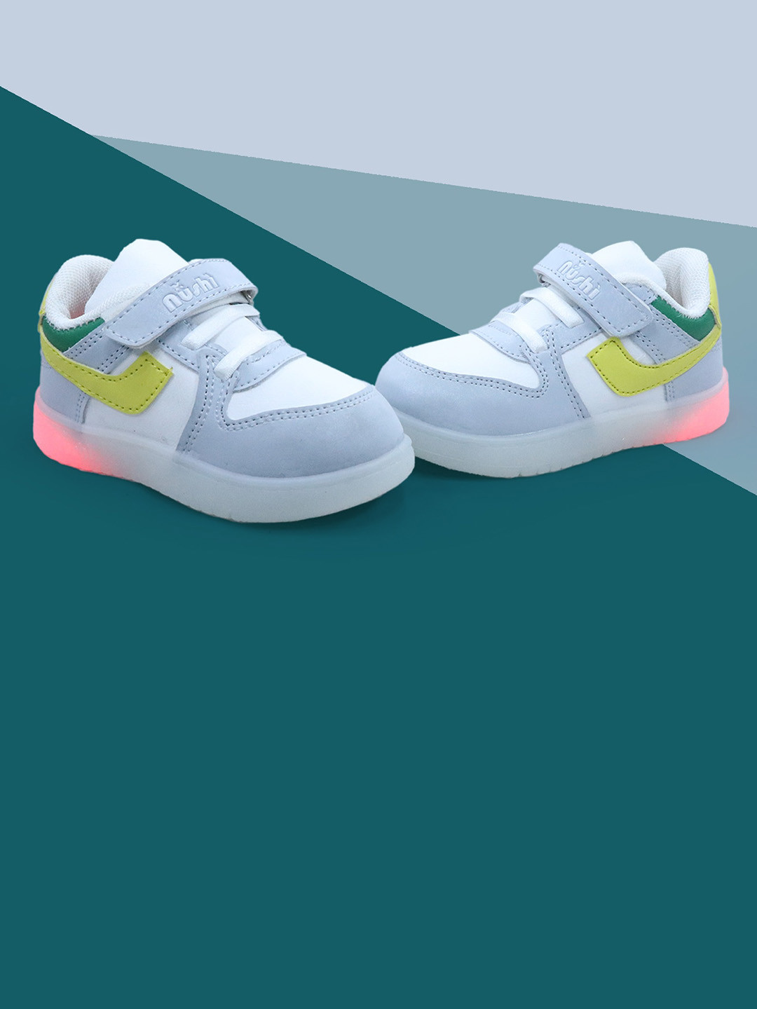 

BAESD Kids Colourbloked LED Sneakers, Grey