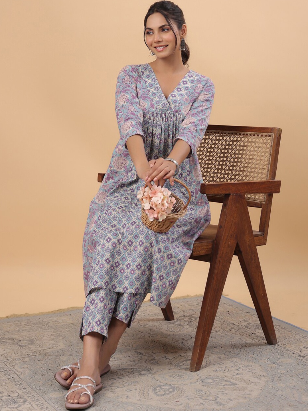 

Janasya Floral Printed Pure Cotton Panelled A-Line Kurta with Trousers, Blue