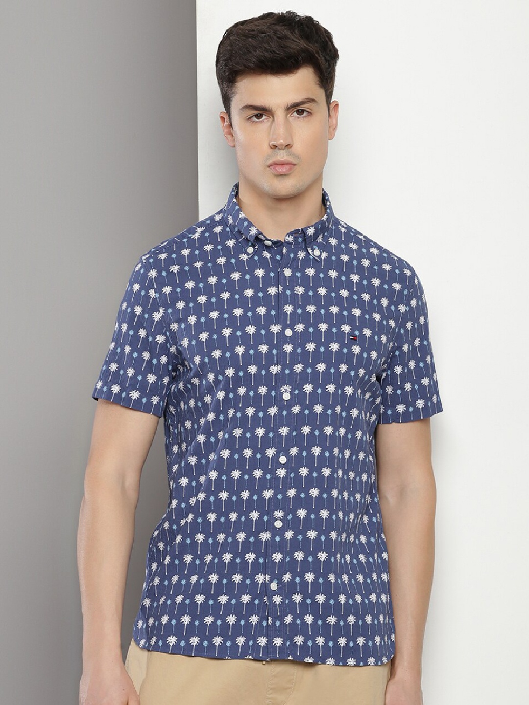 

Tommy Hilfiger Slim Fit Floral Cotton Printed Casual Shirt, Blue