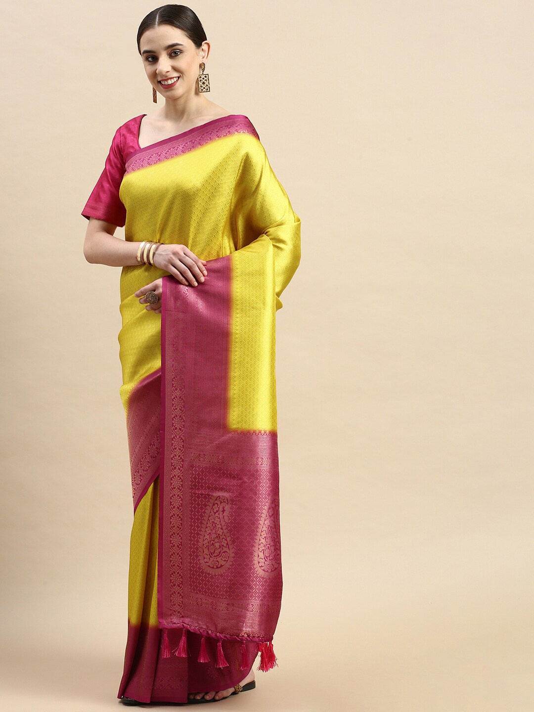 

PATLIPALLU Ethnic Motifs Zari Silk Blend Banarasi Saree, Yellow