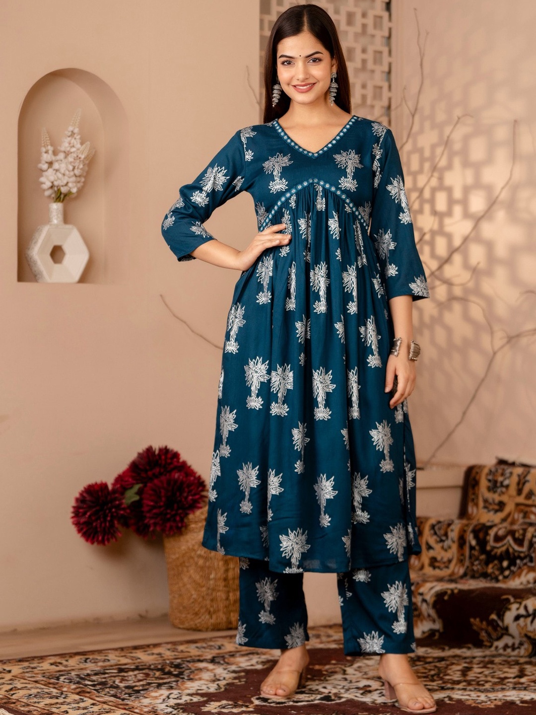 

KALINI Women Ethnic Motifs Printed Empire Kurta with Palazzos, Blue