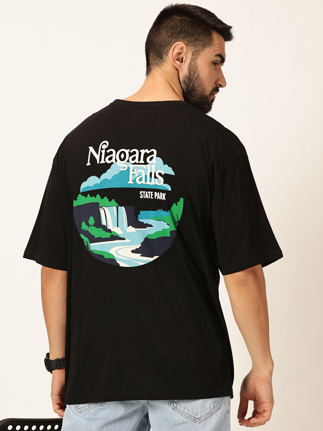 

Thomas Scott Oversized Graphic Printed Drop-Shoulder Sleeves Cotton Bio Finish T-shirt, Black