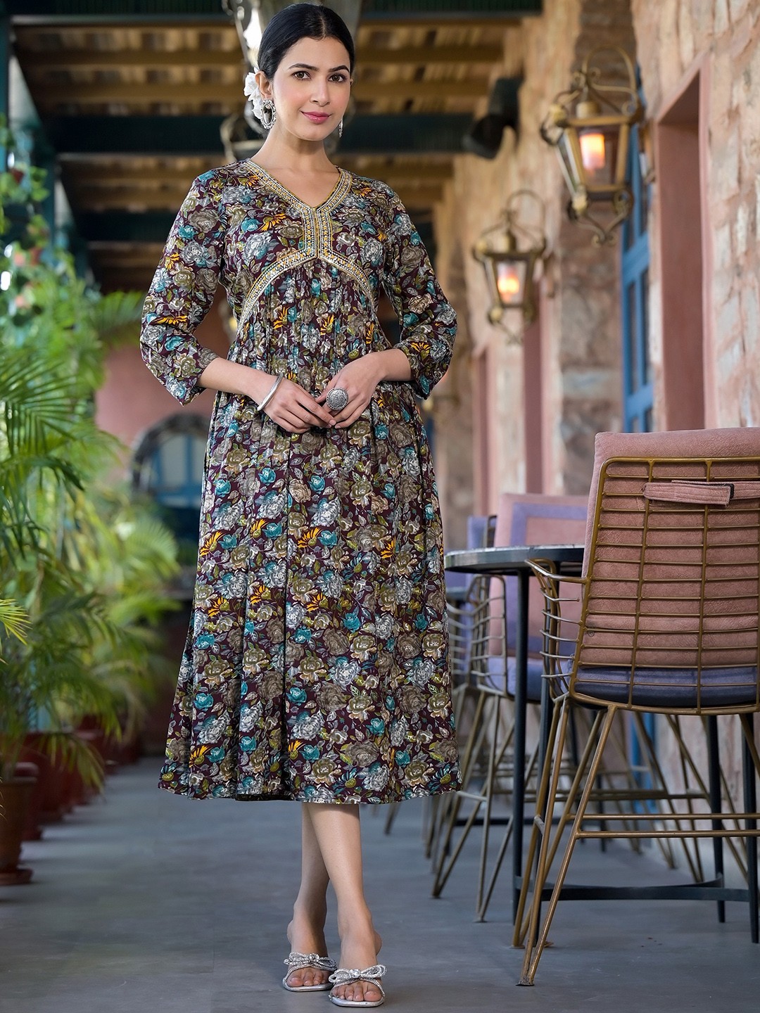 

KALINI Floral Printed Thread Work V-Neck A-Line Kurta, Purple