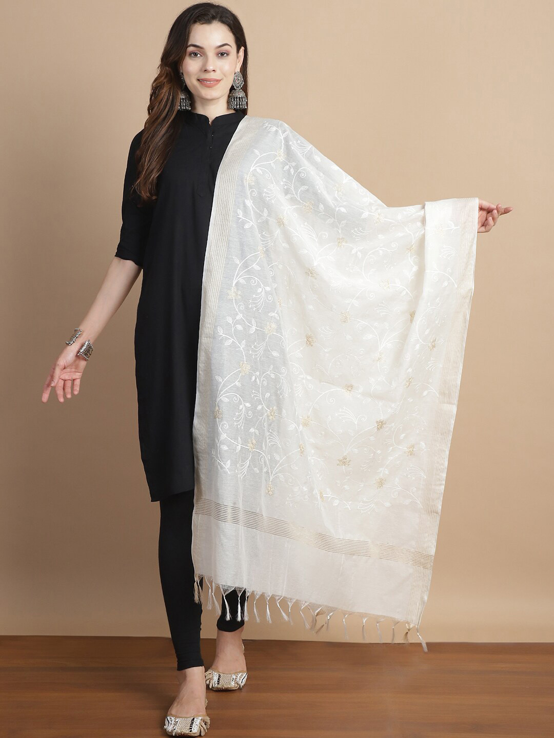 

LOOM LEGACY Embroidered Cotton Silk Dupatta, Off white