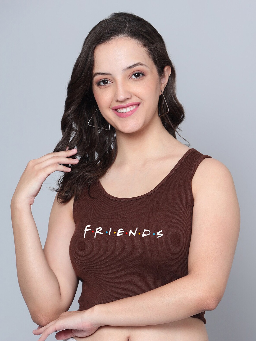 

Fashion And Youth Friends Printed Ribbed Fitted Crop Top, Coffee brown