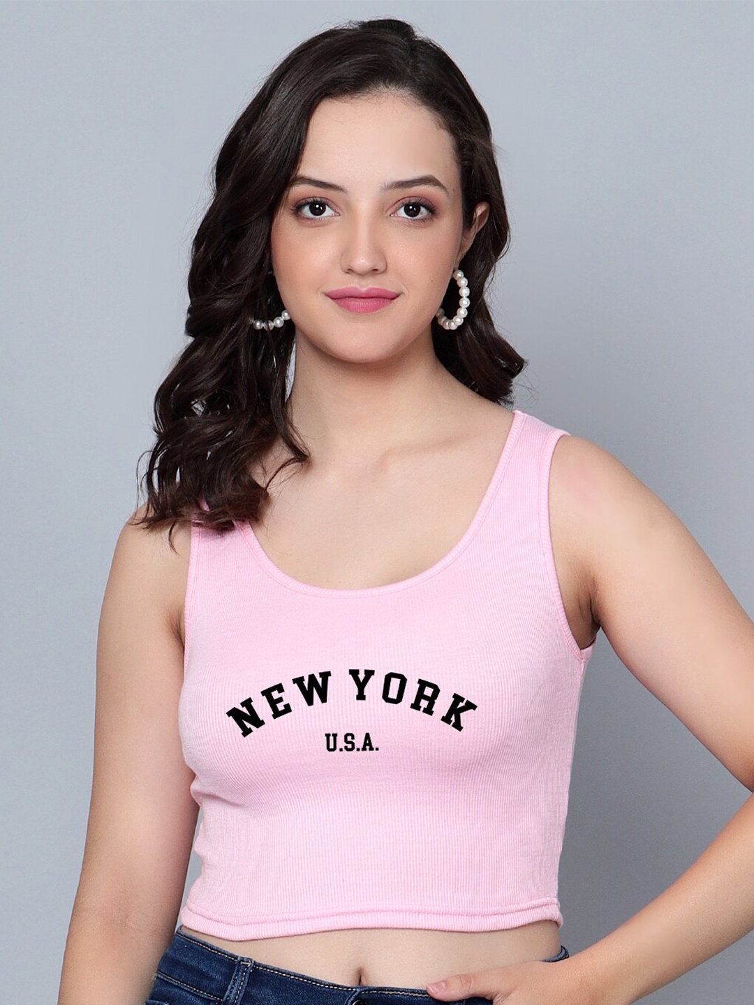 

Fashion And Youth Typography Printed Crop Top, Pink