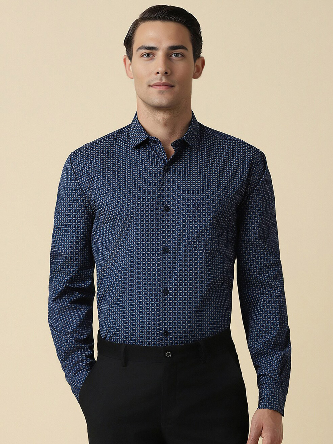 

Allen Solly Slim Fit Micro Ditsy Printed Cotton Formal Shirt, Navy blue