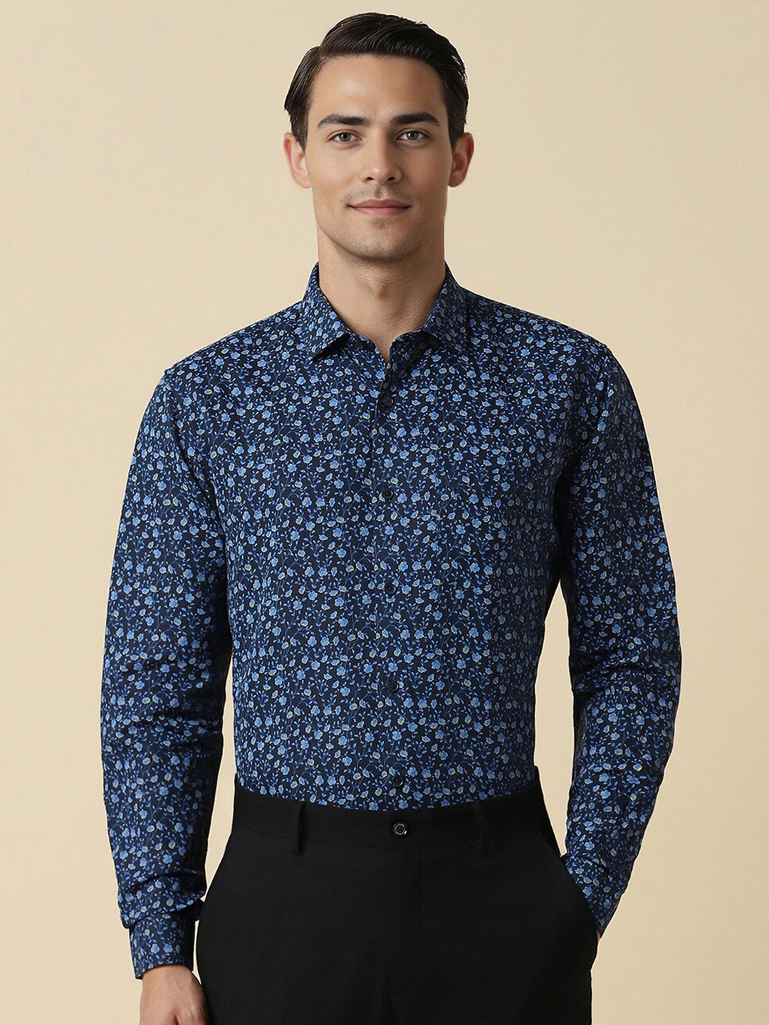 

Allen Solly Floral Printed Cotton Linen Formal Shirt, Navy blue