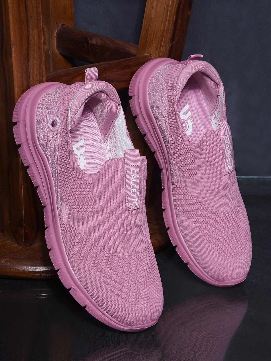 

Calcetto Women Mesh Running Non-Marking Shoes, Violet