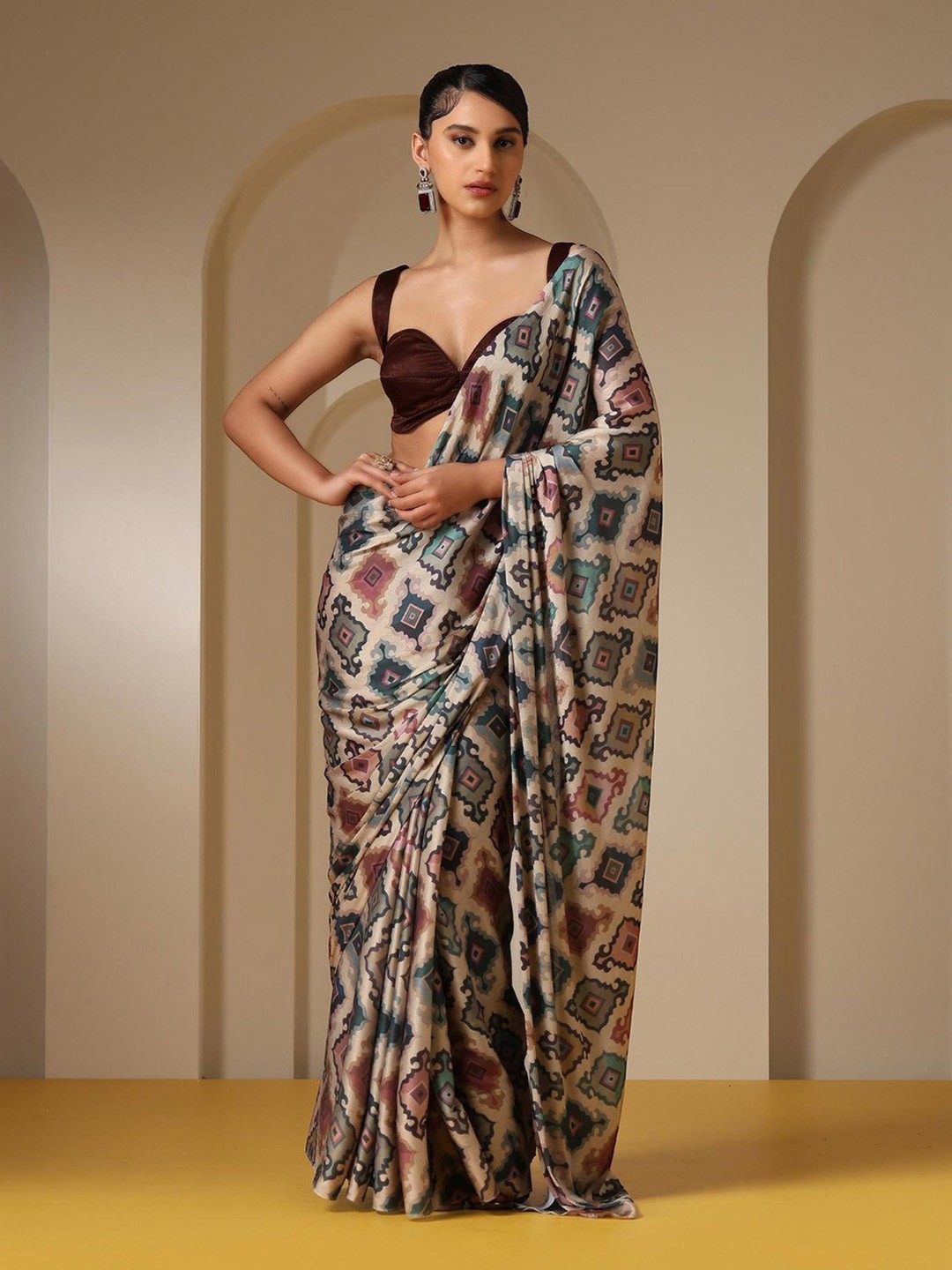 

Swtantra Geometric Printed Satin Designer Saree, Beige