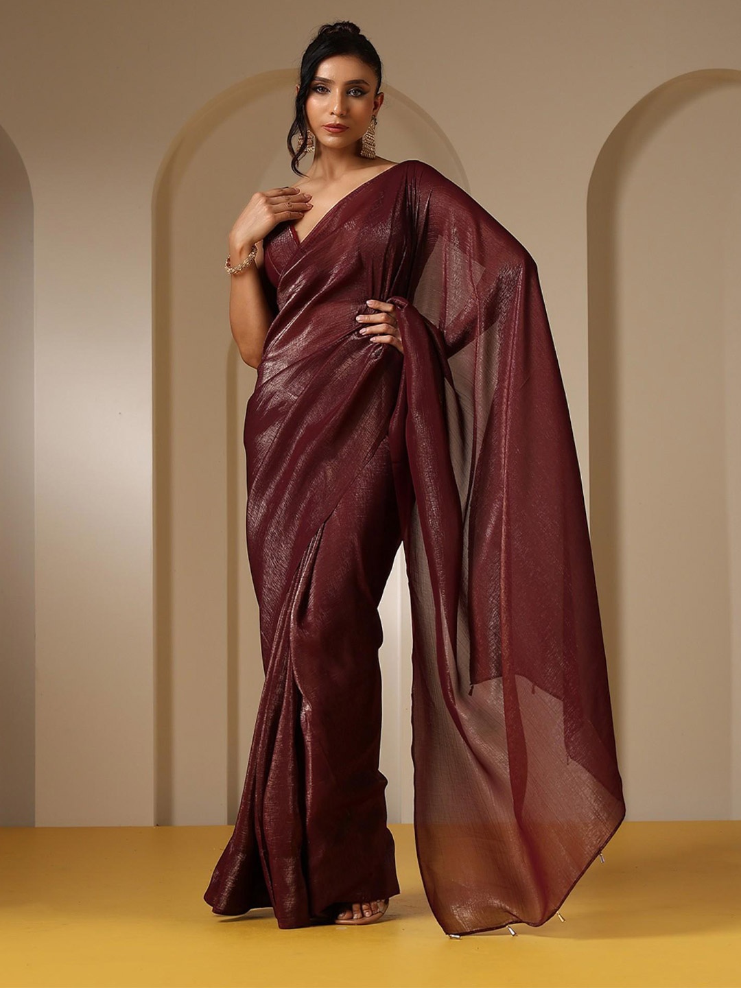 

Swtantra Beads & Stones Saree, Maroon