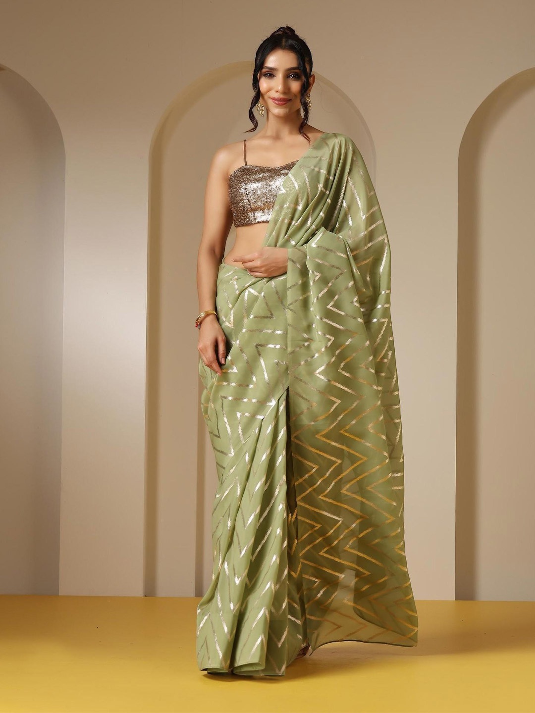 

Swtantra Organza Designer Saree, Green