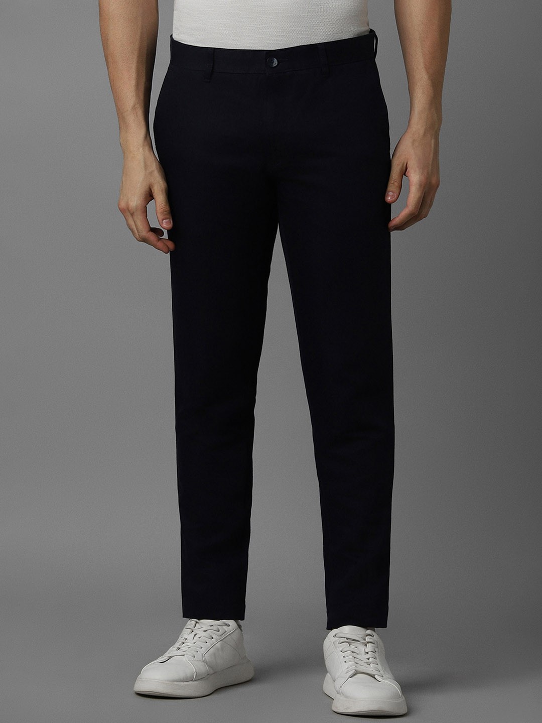 

Louis Philippe Sport Men Slim Fit Cotton Linen Chinos Trousers, Black