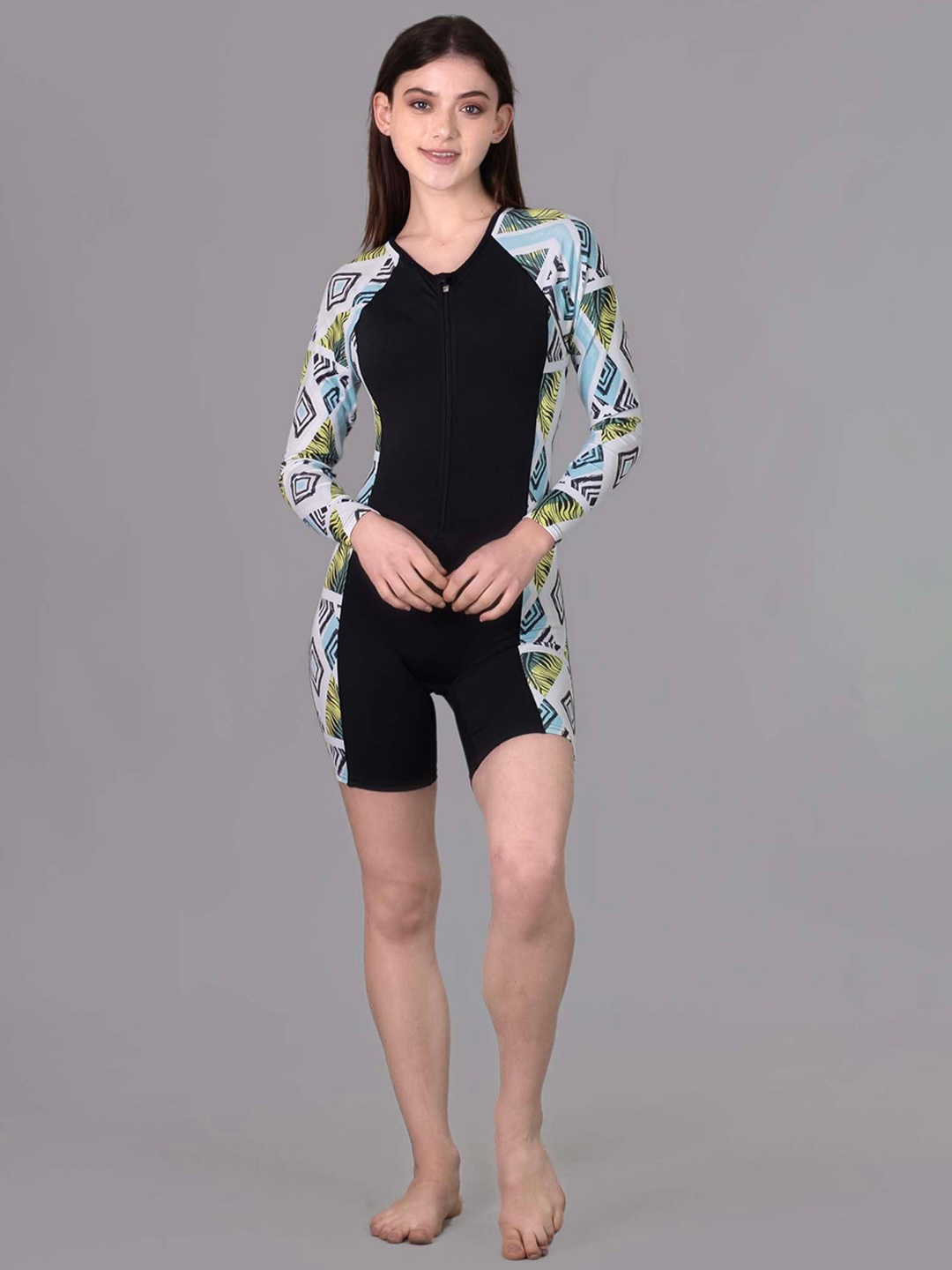 

Keepfit colourblocked Full Sleeves Padded Legsuit with Zipper for Women Black