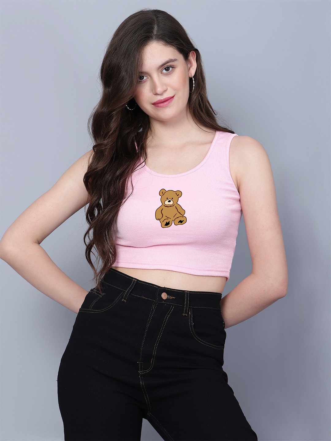 

Fashion And Youth Graphic Printed Sleeveless Fitted Crop Top, Pink