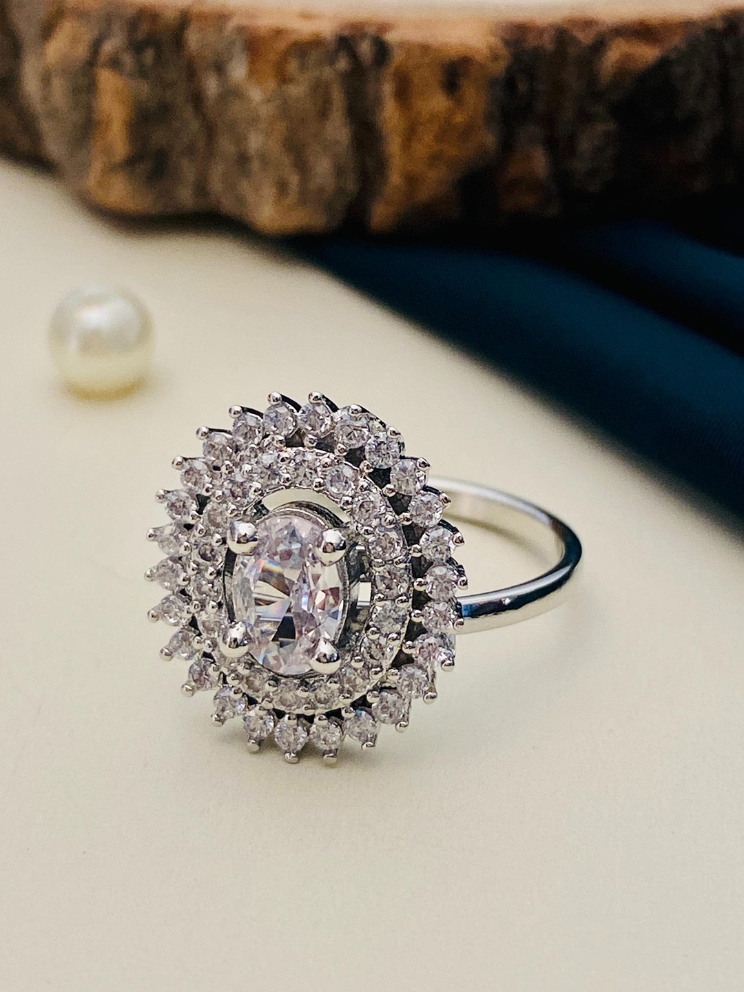 

Anouk Silver-Plated White American Diamond Studded Finger Ring