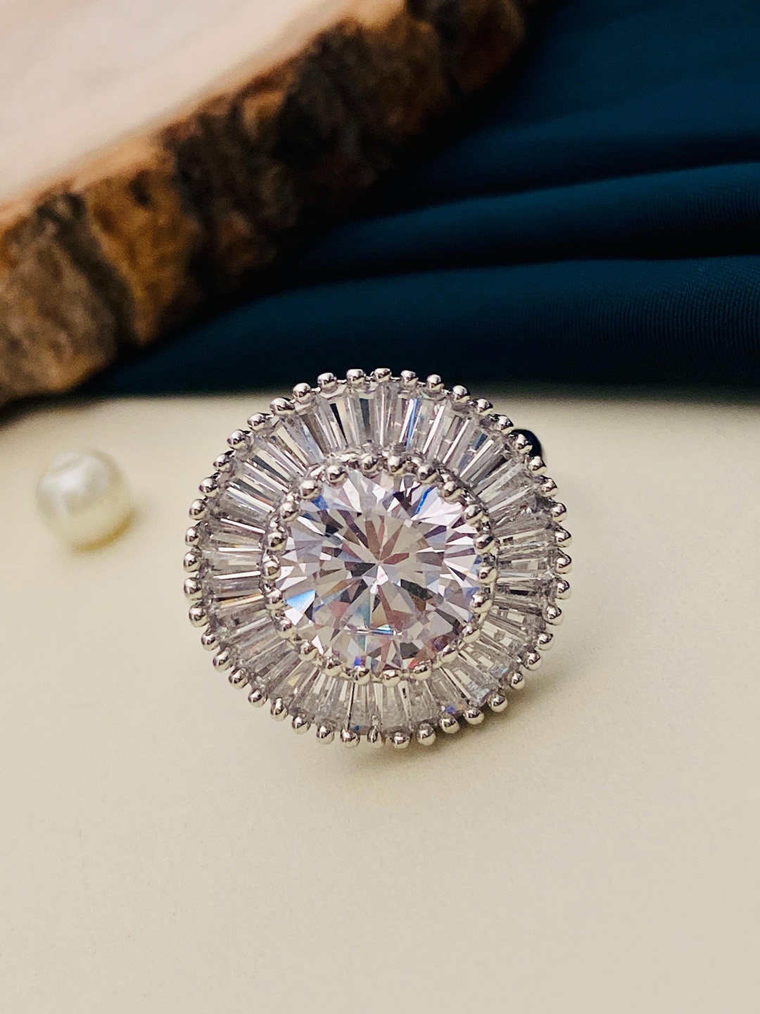 

Anouk Silver-Plated White American Diamond Studded Finger Ring