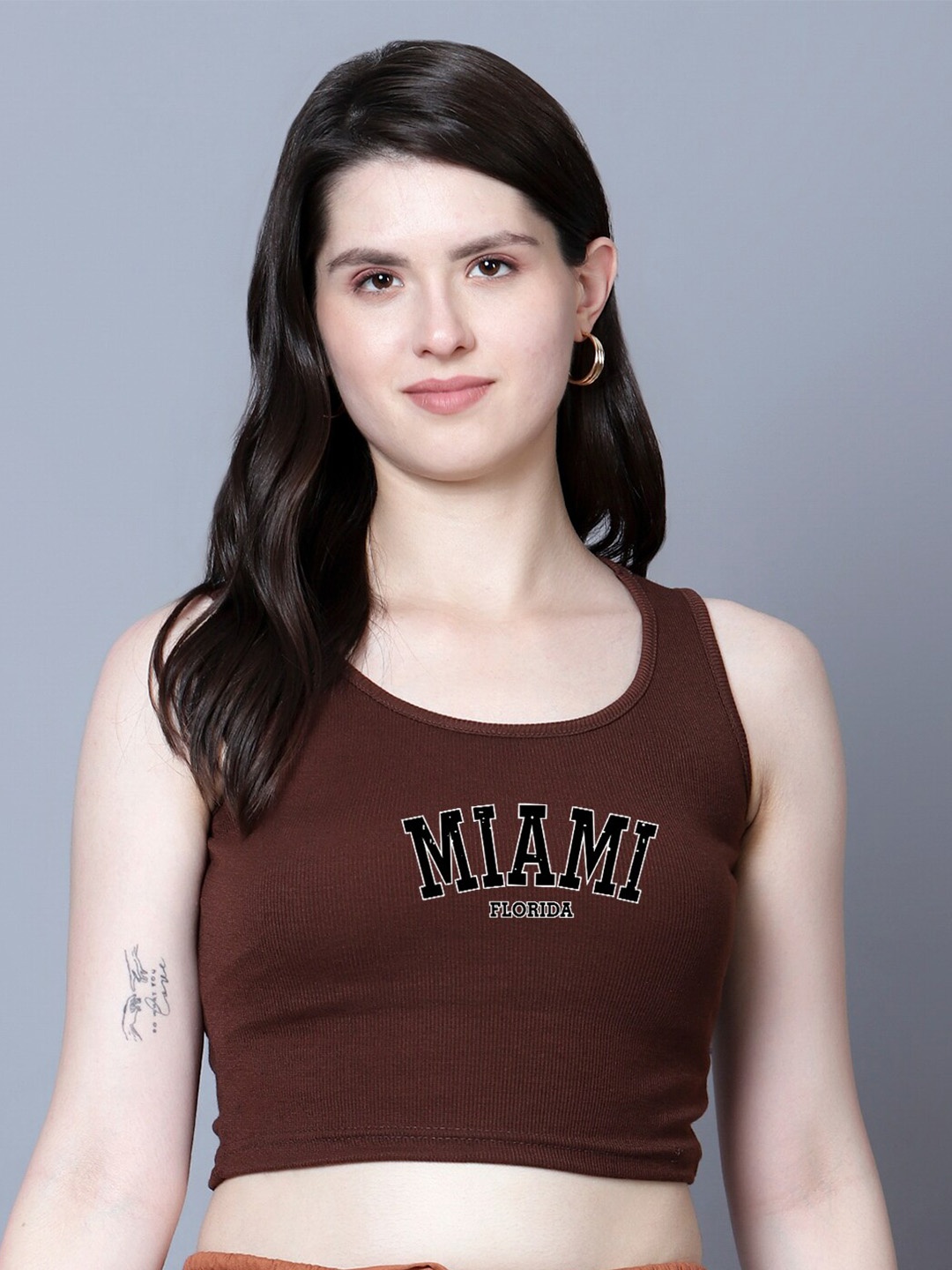 

Fashion And Youth Graphic Printed Round Neck Sleeveless Fitted Crop Top, Coffee brown