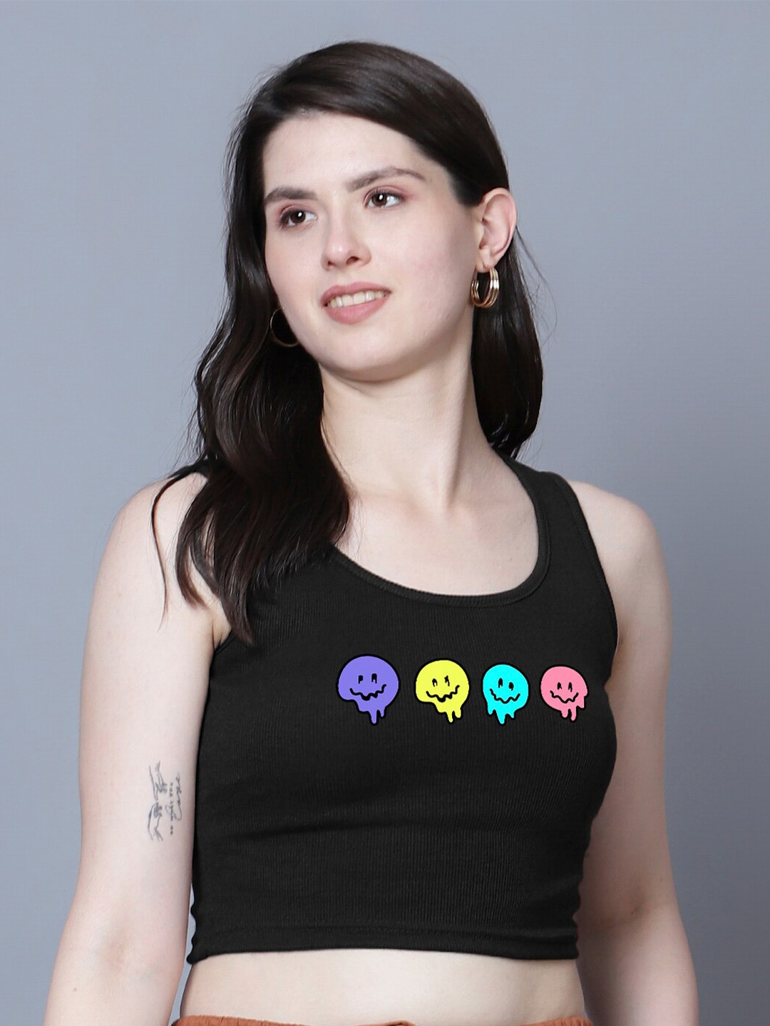 

Fashion And Youth Round Neck Crop Tank Top, Black
