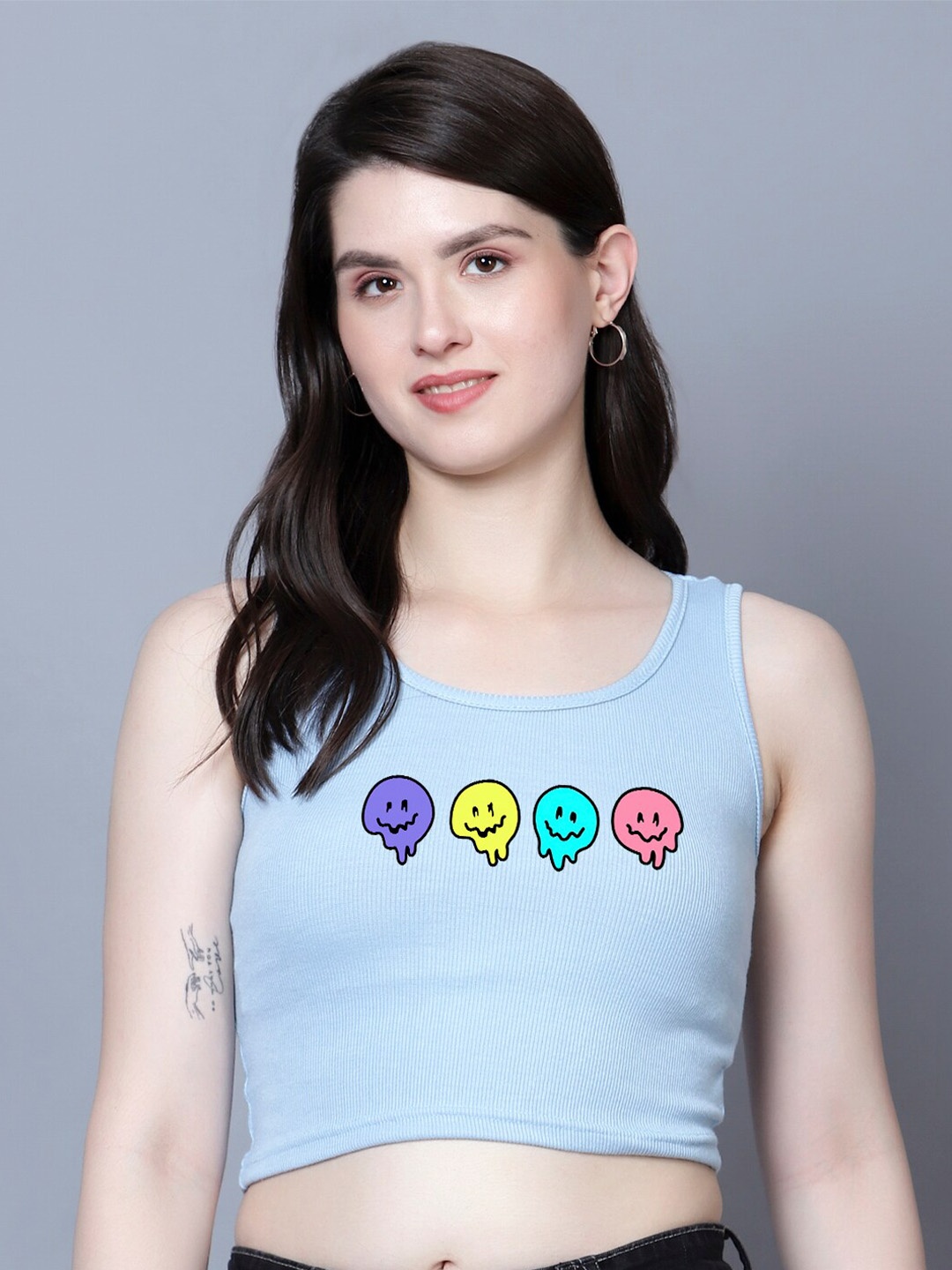 

Fashion And Youth Styled Graphic Printed Fitted Crop Top, Turquoise blue