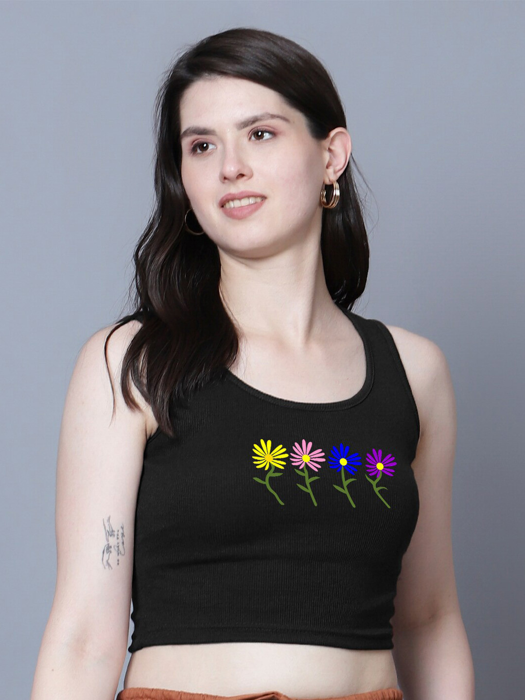 

Fashion And Youth Printed Round Neck Tank Crop Top, Black