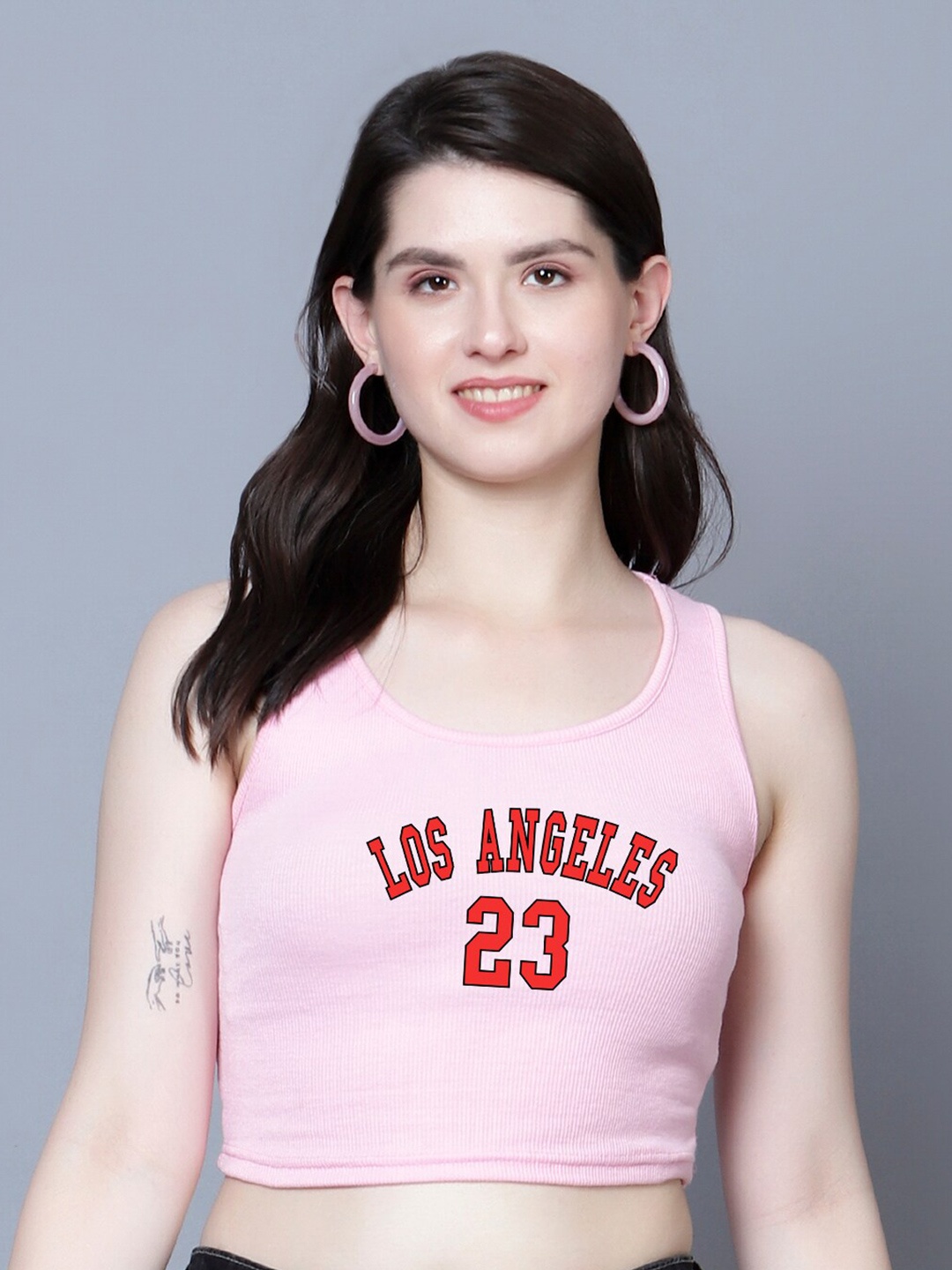 

Fashion And Youth Round Neck Ribbed Crop Tank Top, Pink
