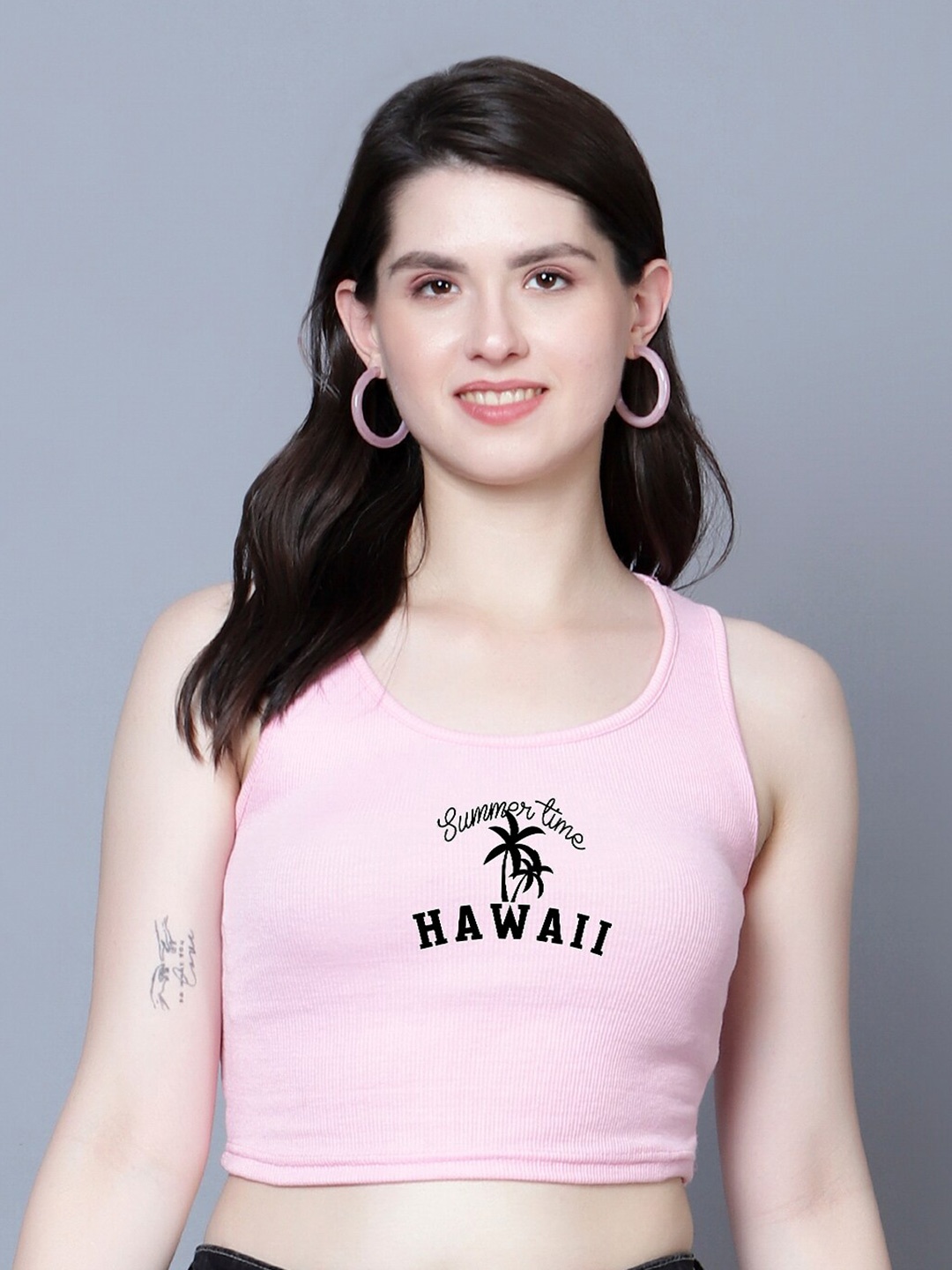 

Fashion And Youth Typography Printed Crop Top, Pink