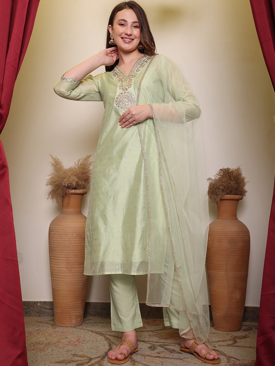 

House of Pataudi Ethnic Motifs Embroidered V-Neck Straight Kurta With Trouser & Dupatta, Green