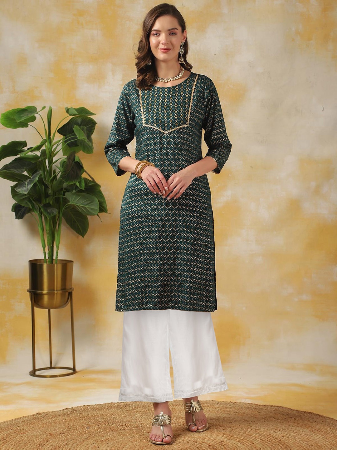 

Rangita Women Ethnic Motifs Embroidered Regular Gotta Patti Kurta with Palazzos, Teal