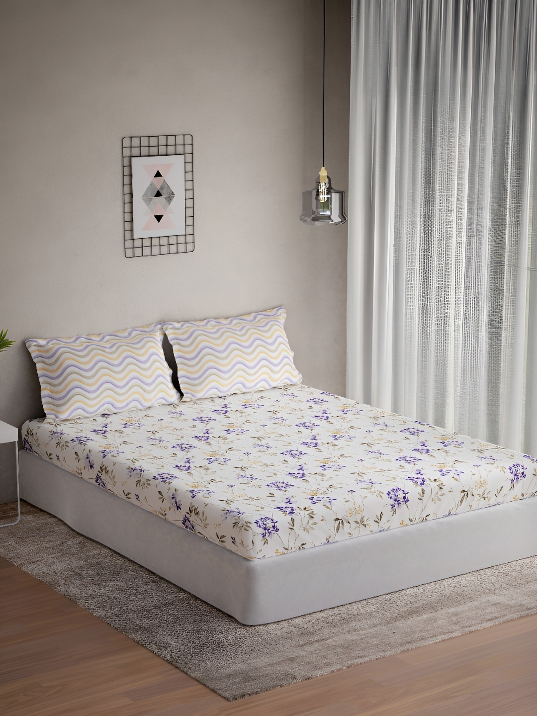 

DDecor Purple & White Floral 144 TC Queen Bedsheet with 2 Pillow Covers
