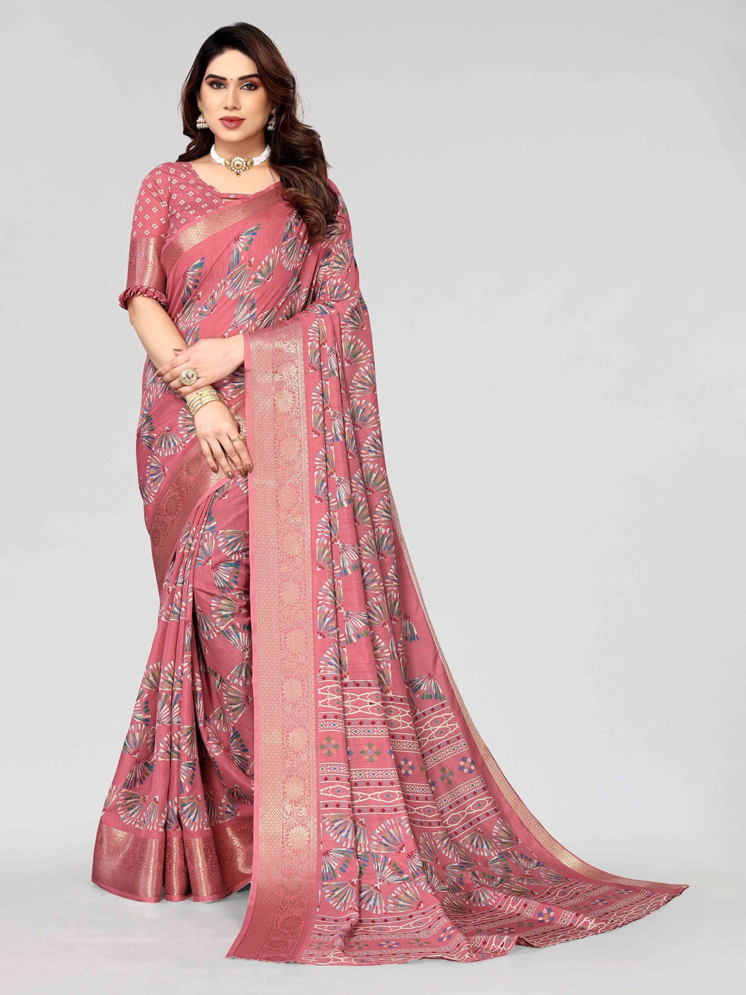 

HALFSAREE STUDIO Floral Zari Art Silk Saree, Peach