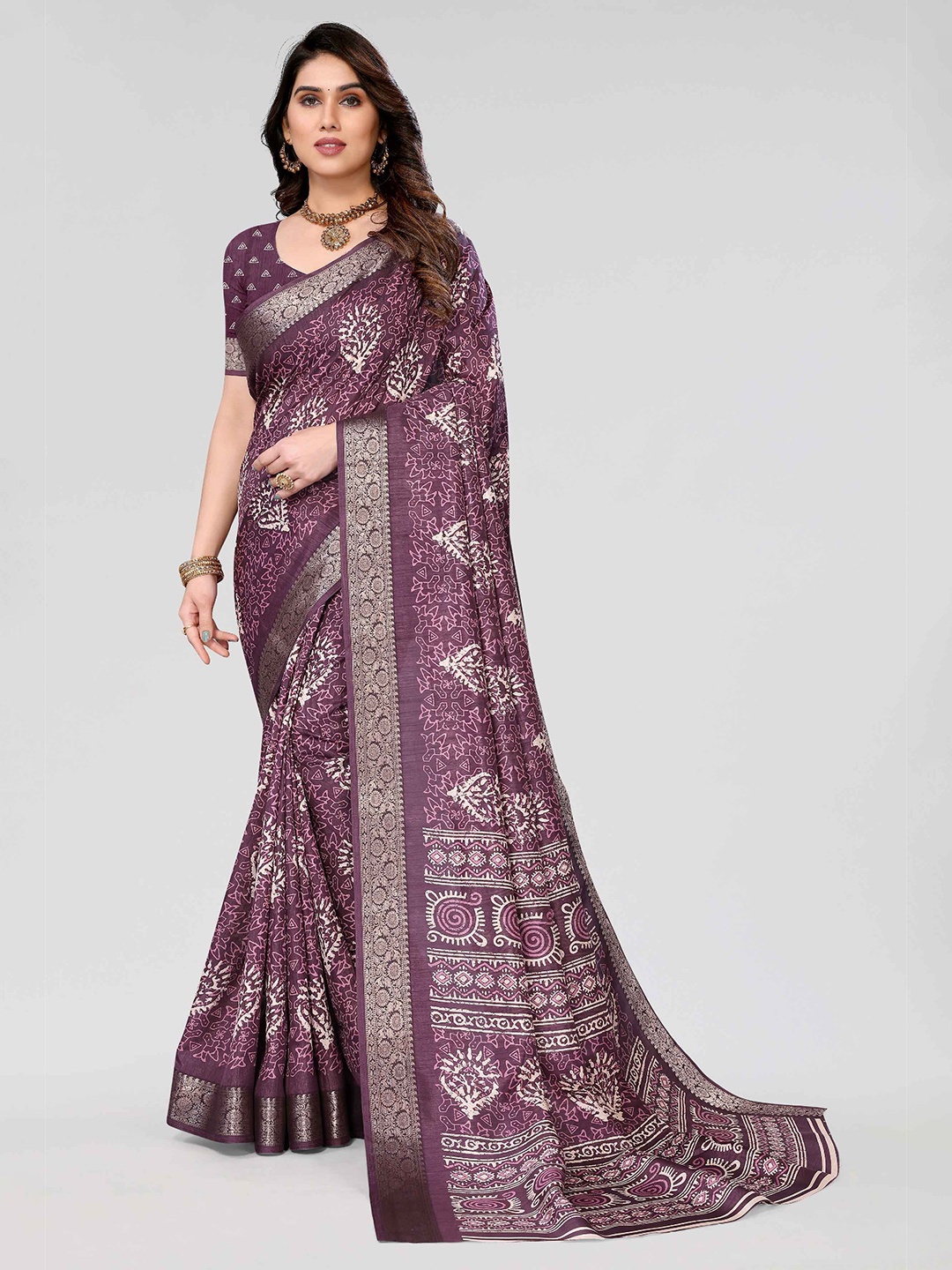 

HALFSAREE STUDIO Floral Zari Art Silk Saree, Magenta