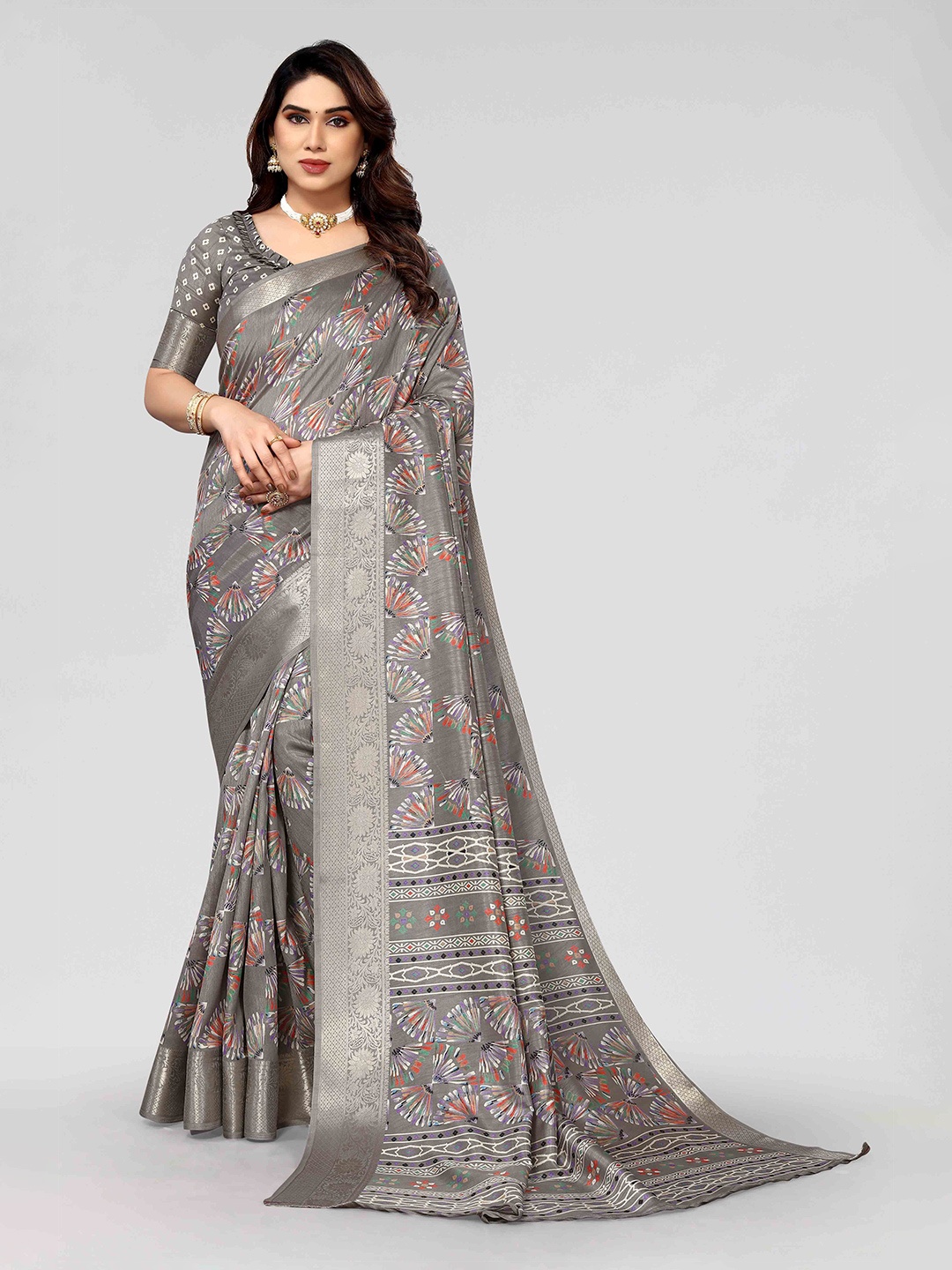 

HALFSAREE STUDIO Floral Zari Art Silk Saree, Grey
