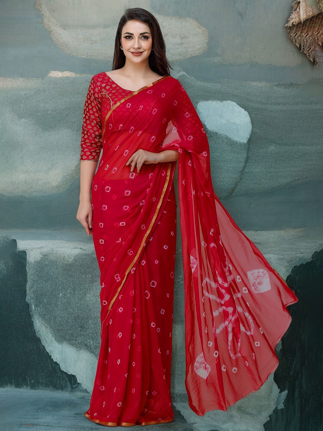 

CLAFOUTIS Bandhani Zari Poly Chiffon Bandhani Saree, Red