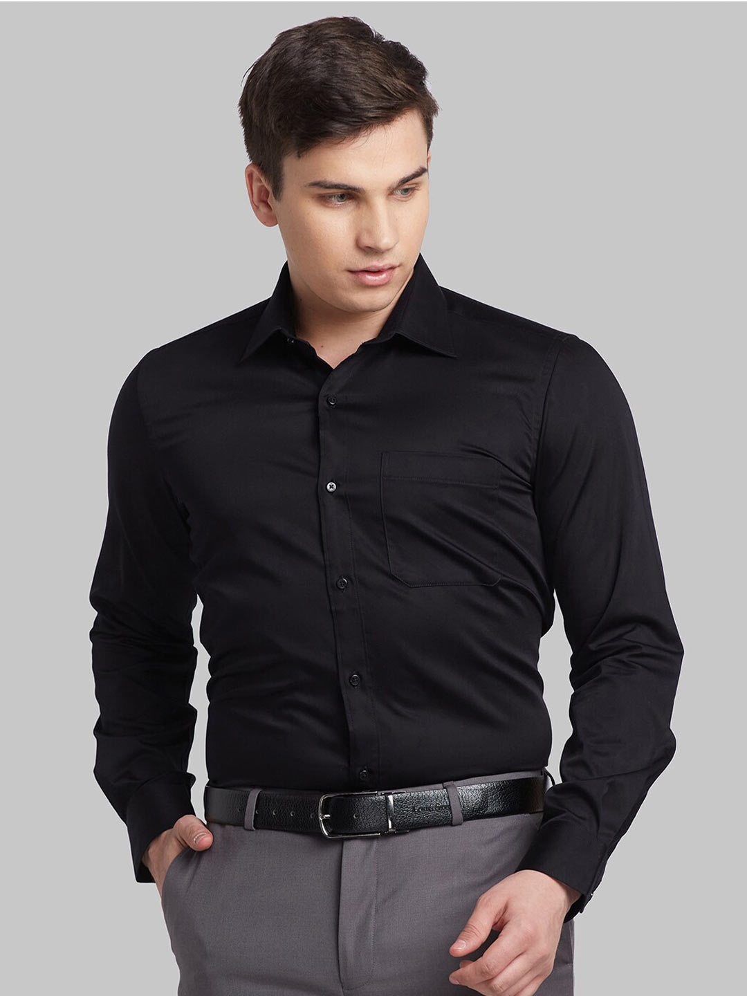

Raymond Cotton Contemporary-Fit Formal Shirt, Black