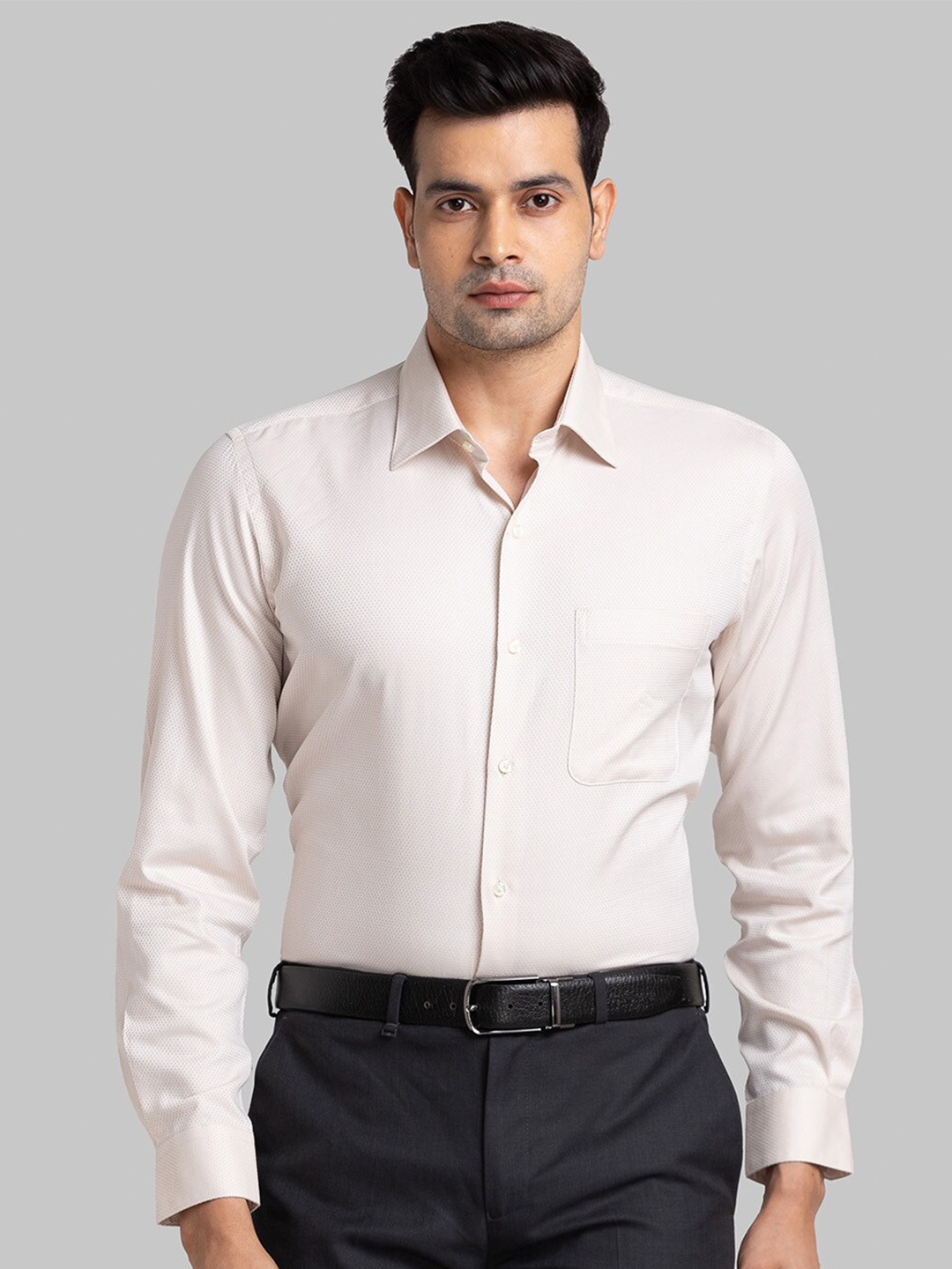 

Raymond Contemporary-Fit Spread Collar Cotton Formal Shirt, Beige